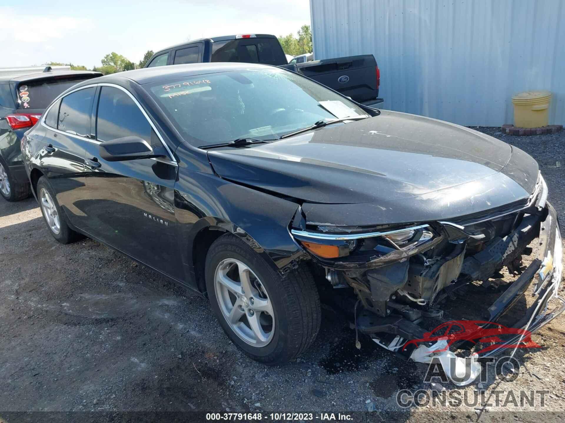 CHEVROLET MALIBU 2017 - 1G1ZC5ST3HF217692