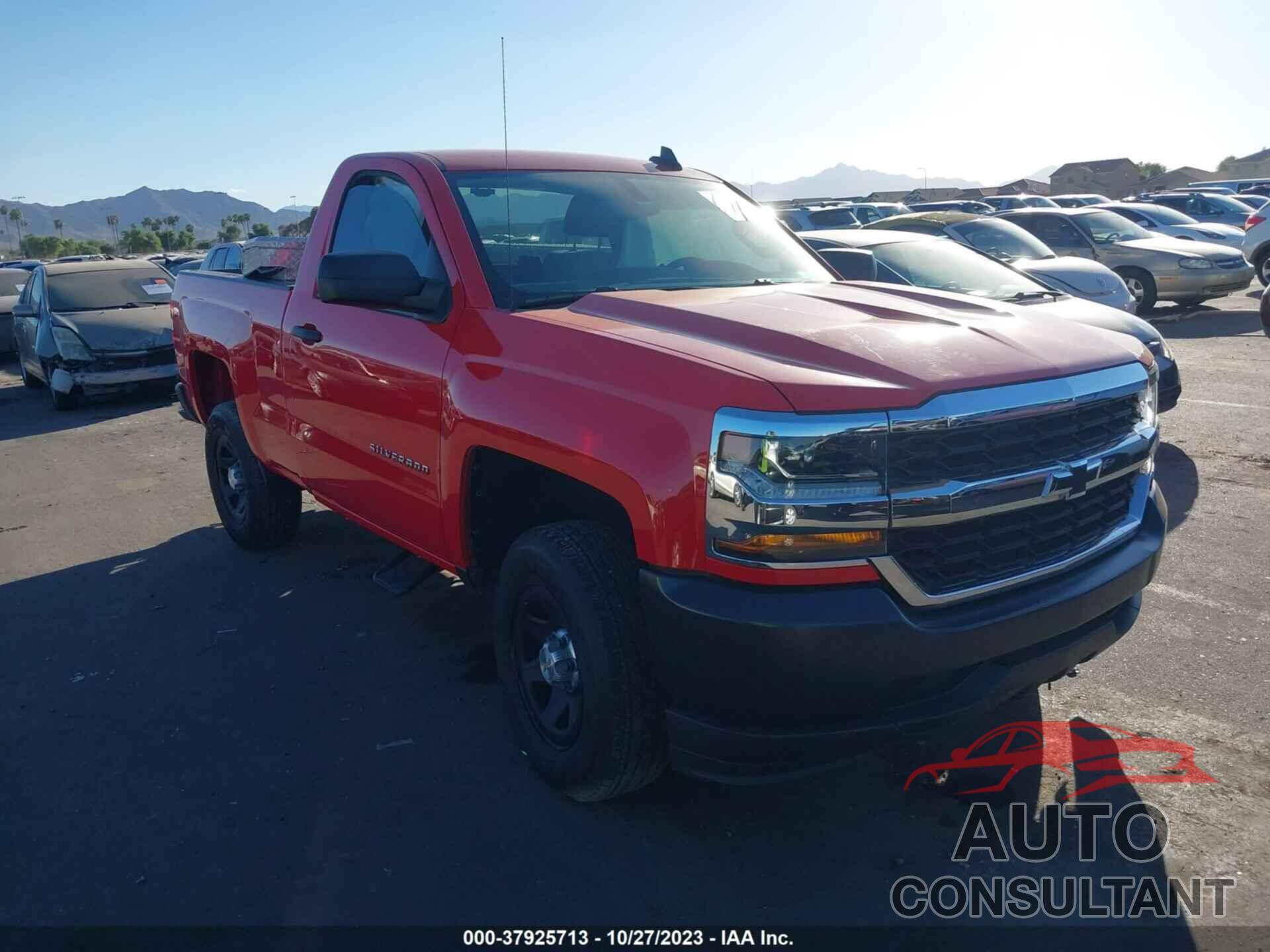 CHEVROLET SILVERADO 1500 2018 - 1GCNCNEH9JZ375620