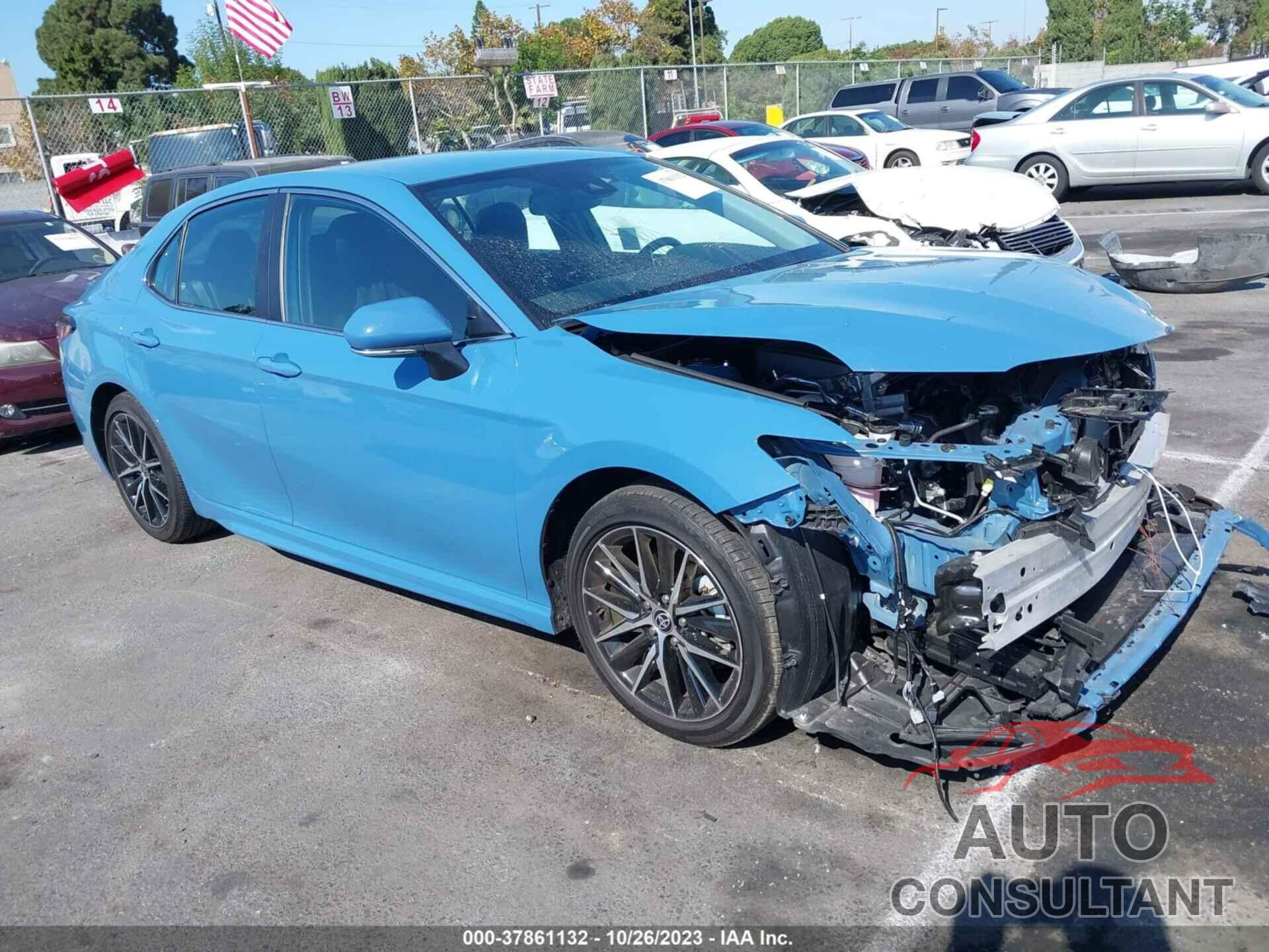 TOYOTA CAMRY 2023 - 4T1T11AK9PU136626