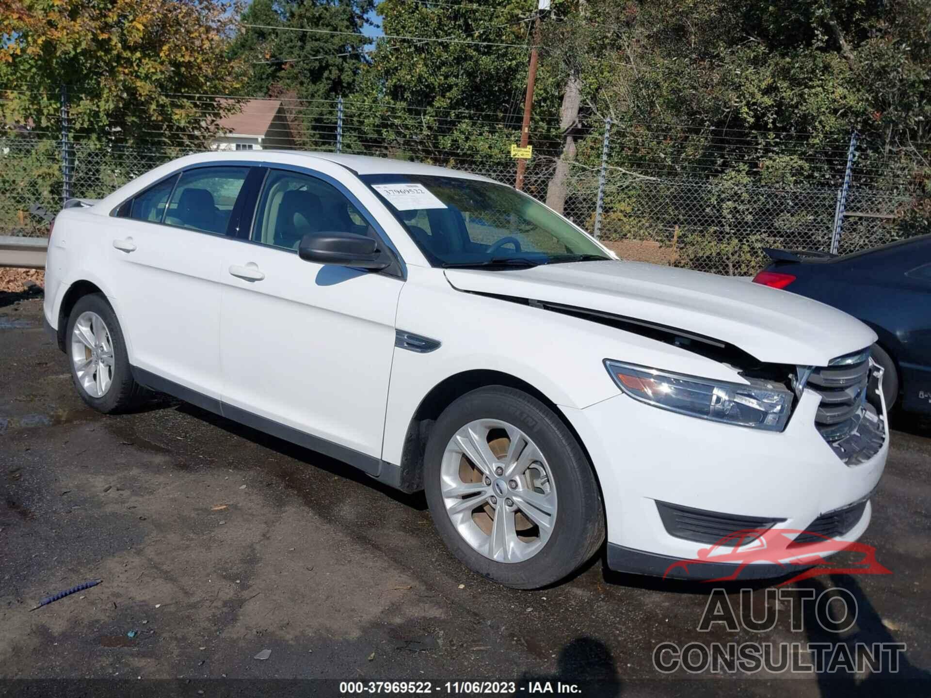 FORD TAURUS 2018 - 1FAHP2D85JG115394