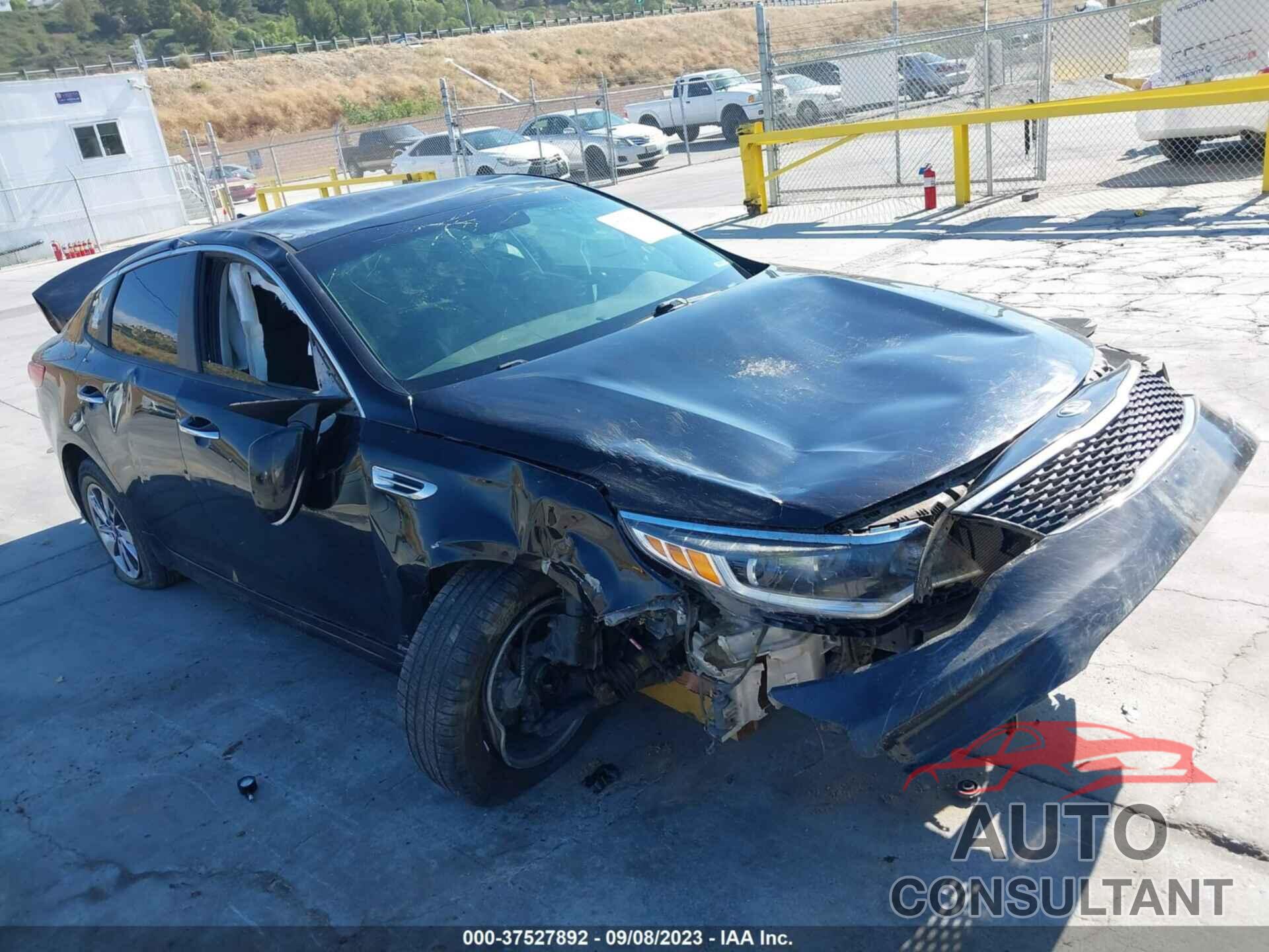 KIA OPTIMA 2017 - 5XXGT4L3XHG144376