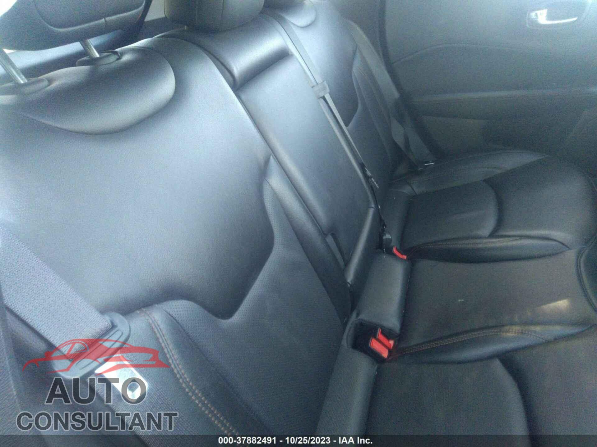 JEEP COMPASS 2021 - 3C4NJDCB3MT516031