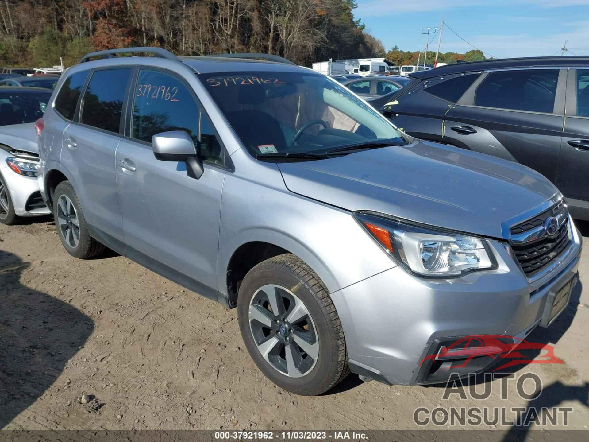 SUBARU FORESTER 2018 - JF2SJAEC9JH412016