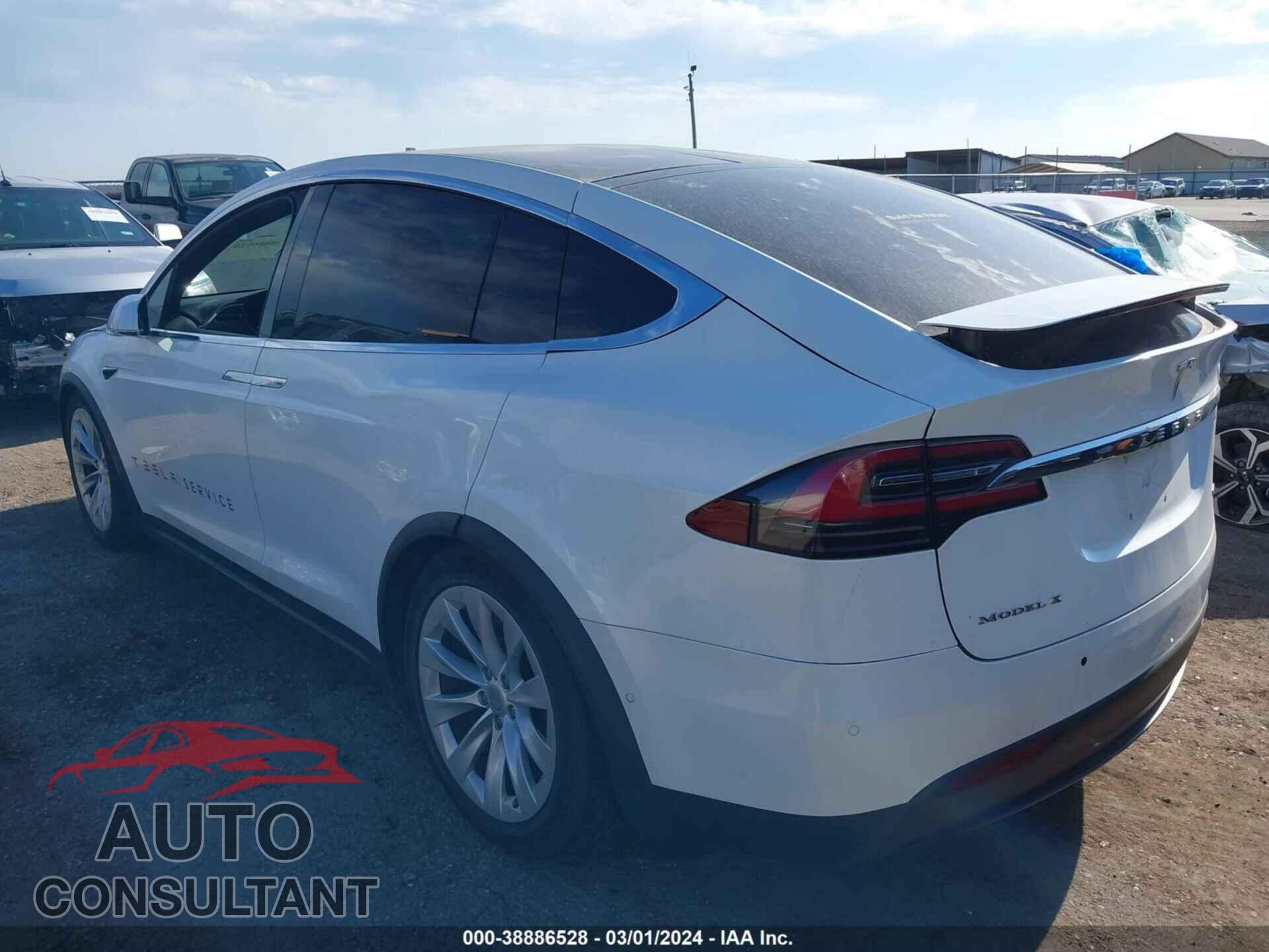 TESLA MODEL X 2016 - 5YJXCBE27GF014159