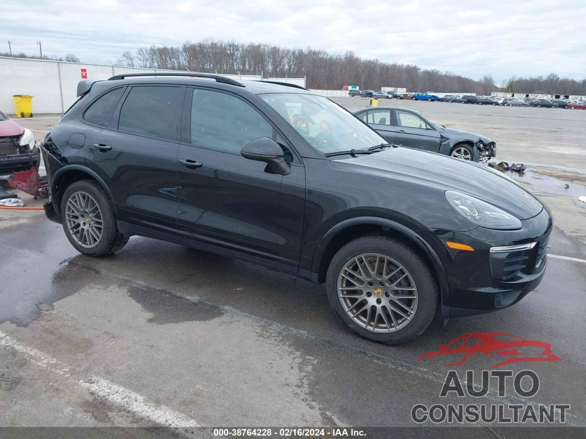 PORSCHE CAYENNE 2017 - WP1AA2A26HKA81730