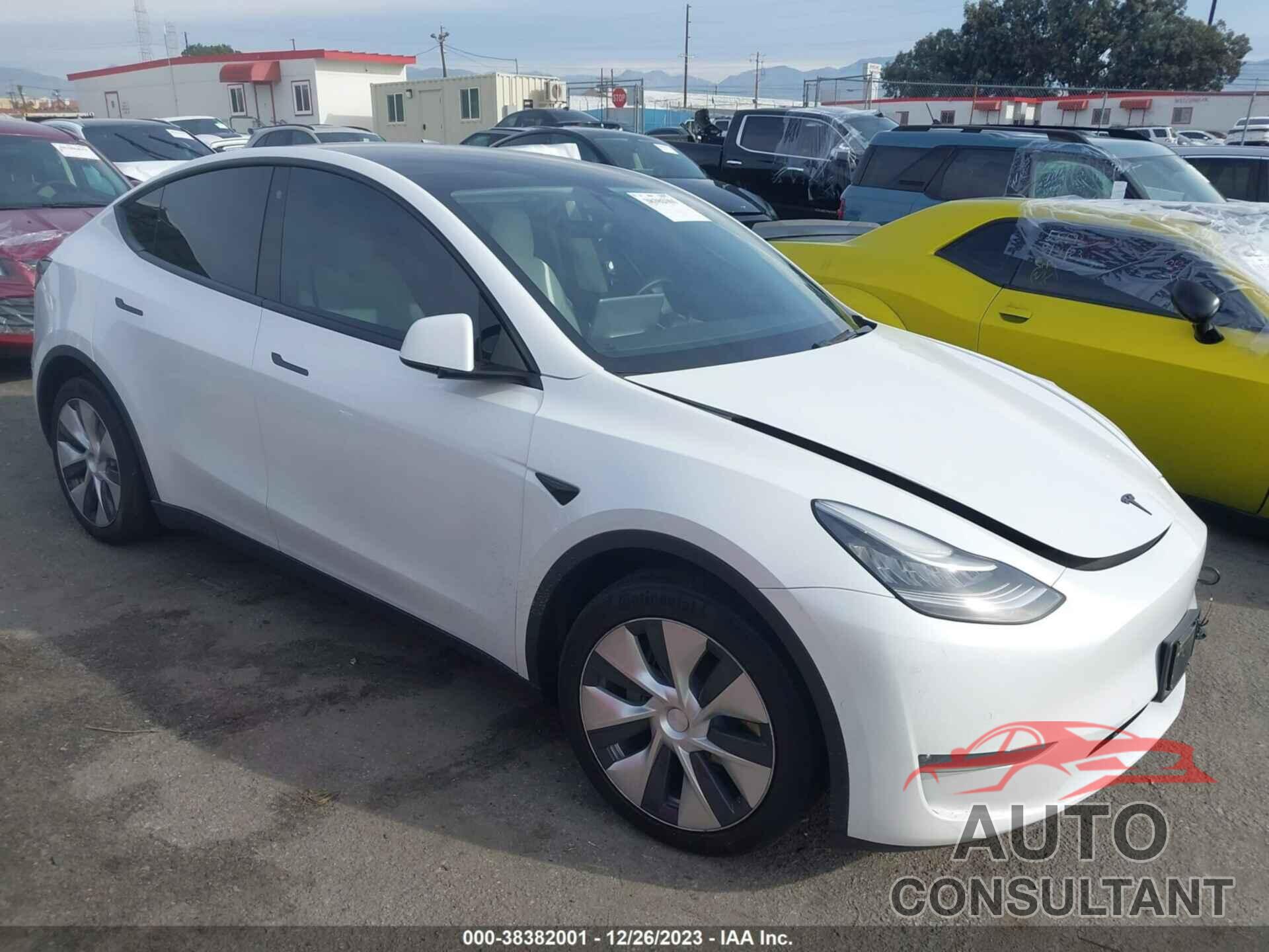 TESLA MODEL Y 2020 - 5YJYGDEE5LF053289