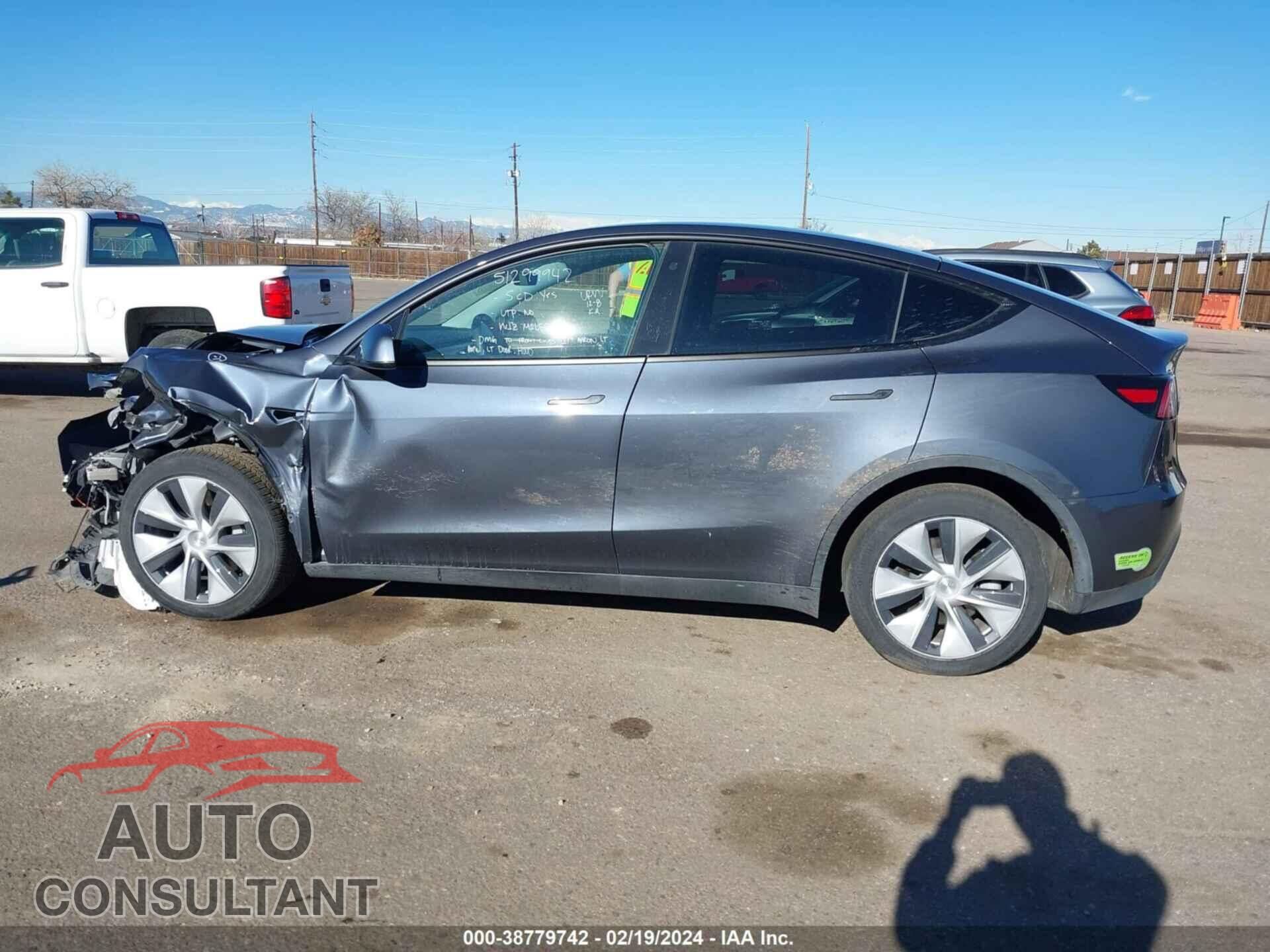 TESLA MODEL Y 2023 - 7SAYGDEEXPF638460