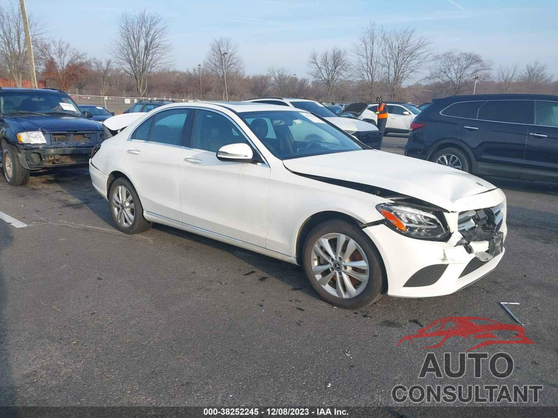 MERCEDES-BENZ C 300 2019 - 55SWF8EB7KU298566