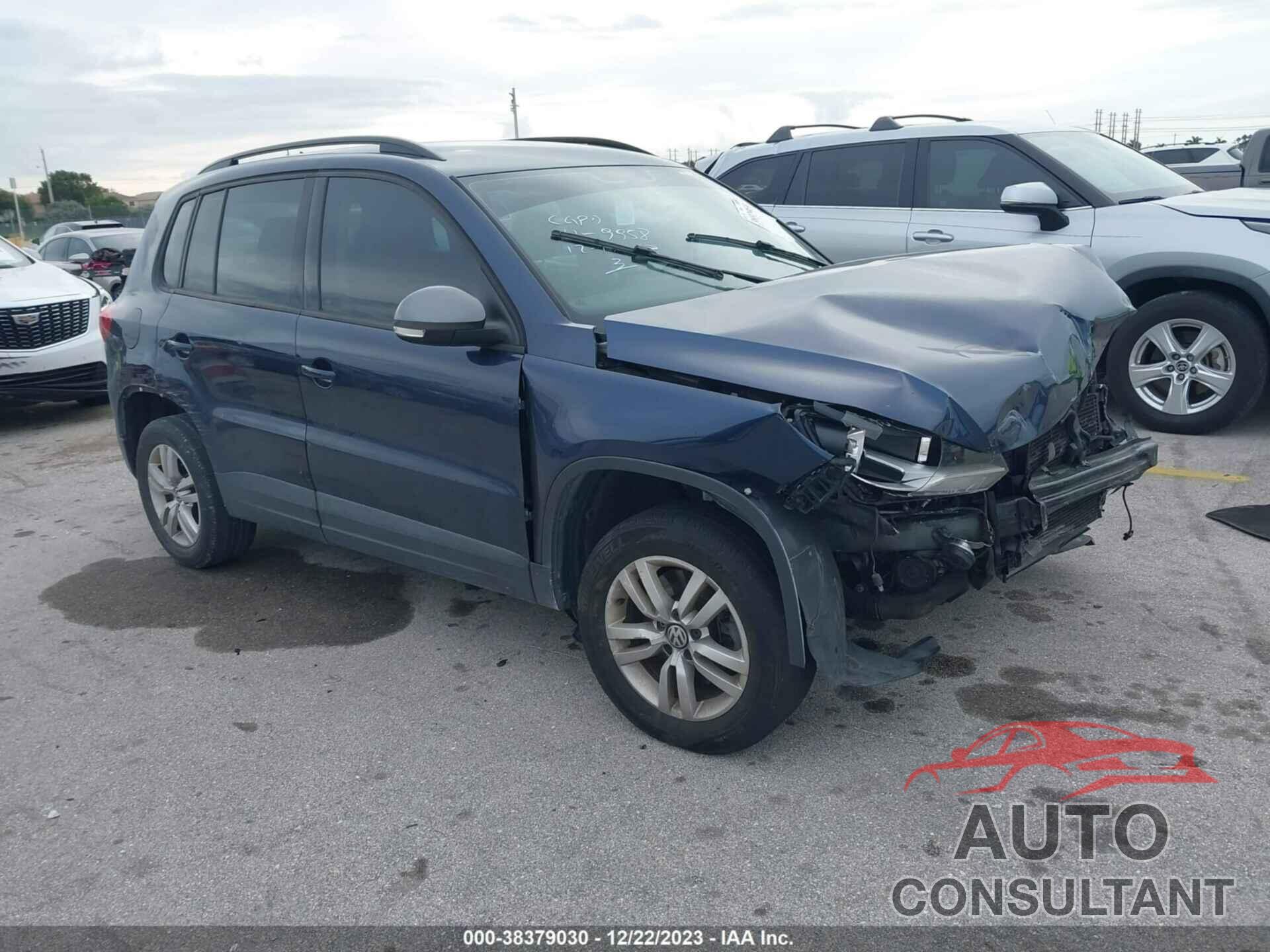 VOLKSWAGEN TIGUAN 2016 - WVGAV7AXXGW589958