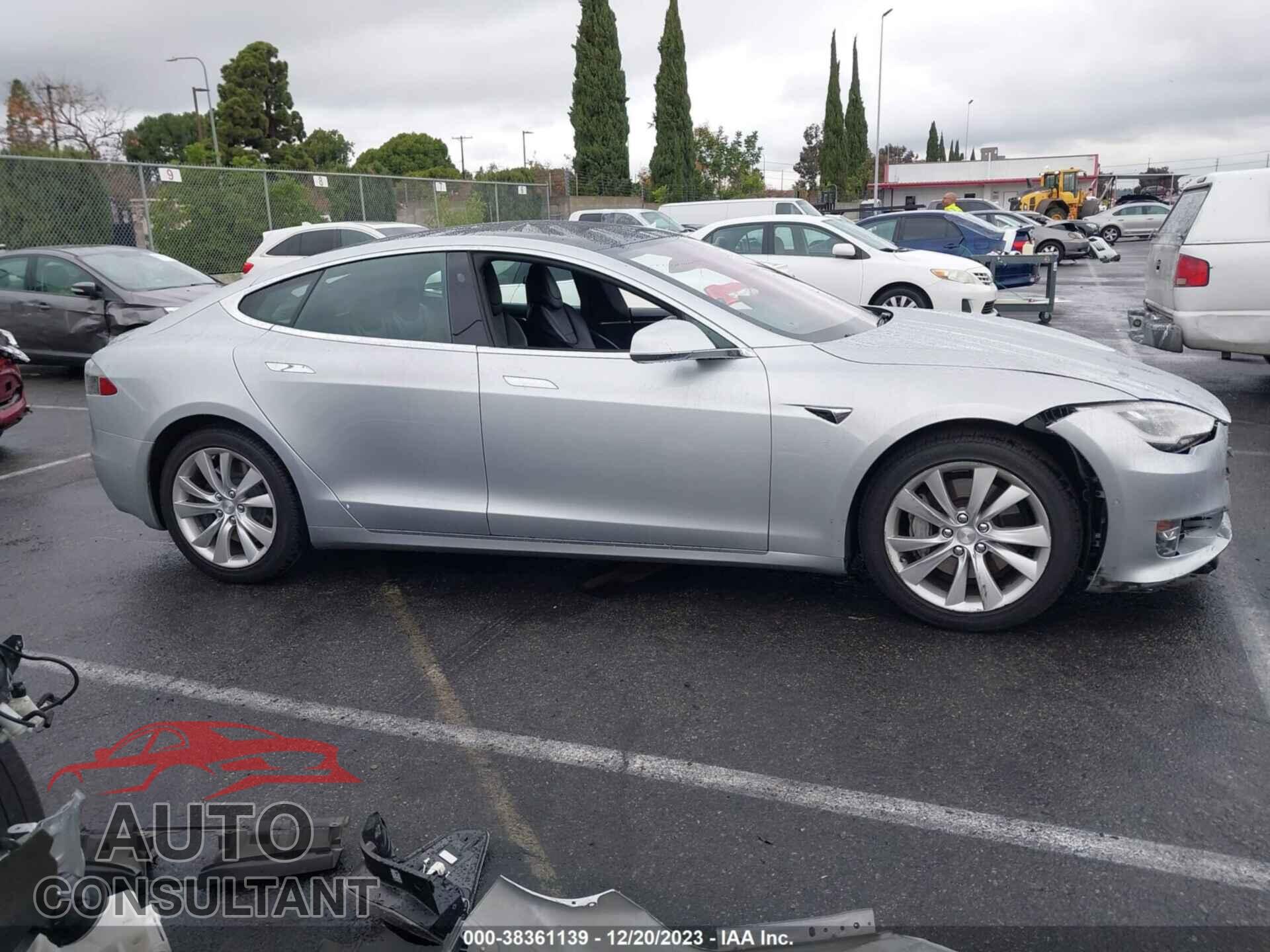 TESLA MODEL S 2017 - 5YJSA1E10HF190859