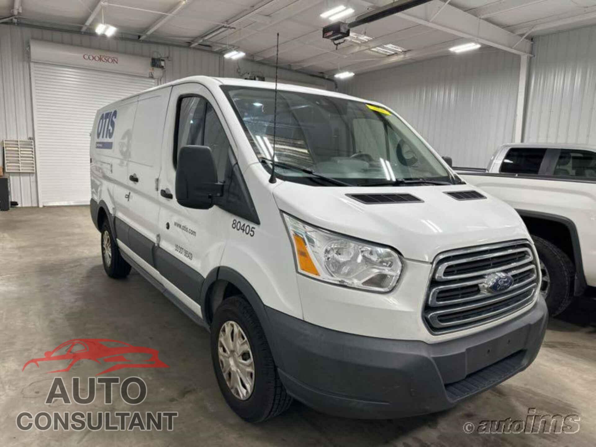 FORD TRANSIT-250 2018 - 1FTYR1ZM5JKA73553