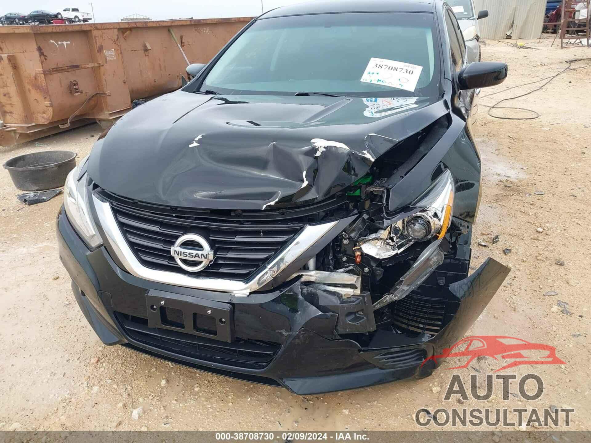 NISSAN ALTIMA 2018 - 1N4AL3AP4JC261226