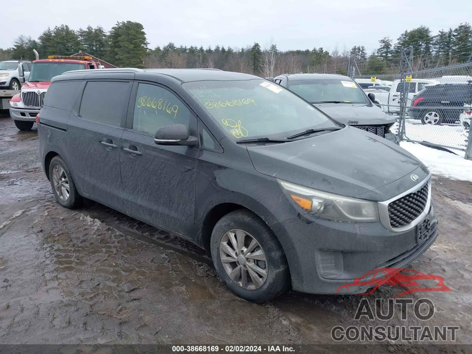 KIA SEDONA 2016 - KNDMB5C17G6084564