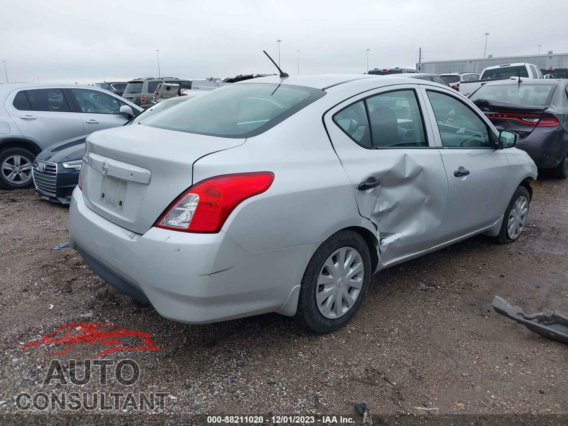 NISSAN VERSA 2017 - 3N1CN7AP3HL847115