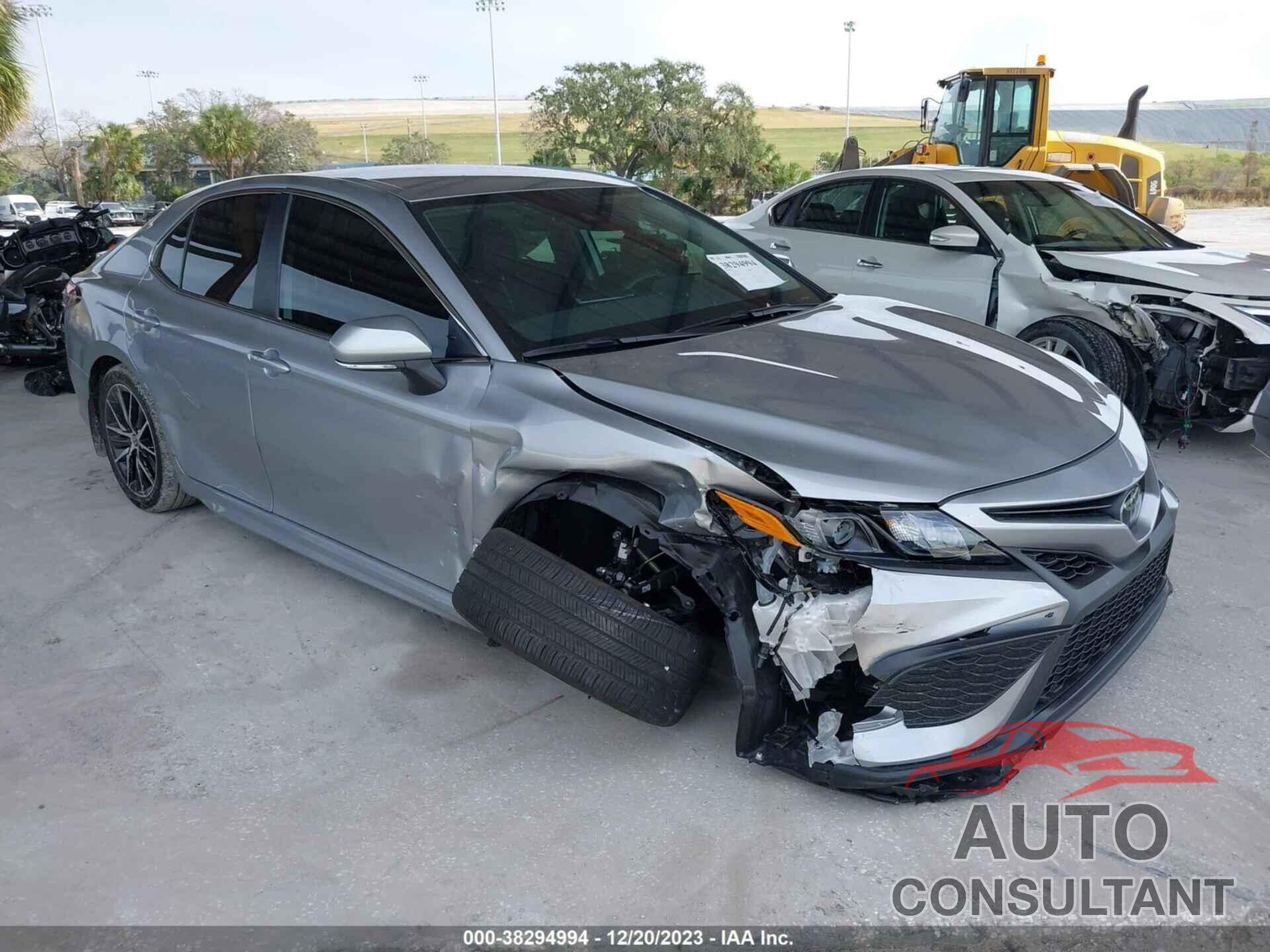TOYOTA CAMRY 2023 - 4T1G11AK1PU812844