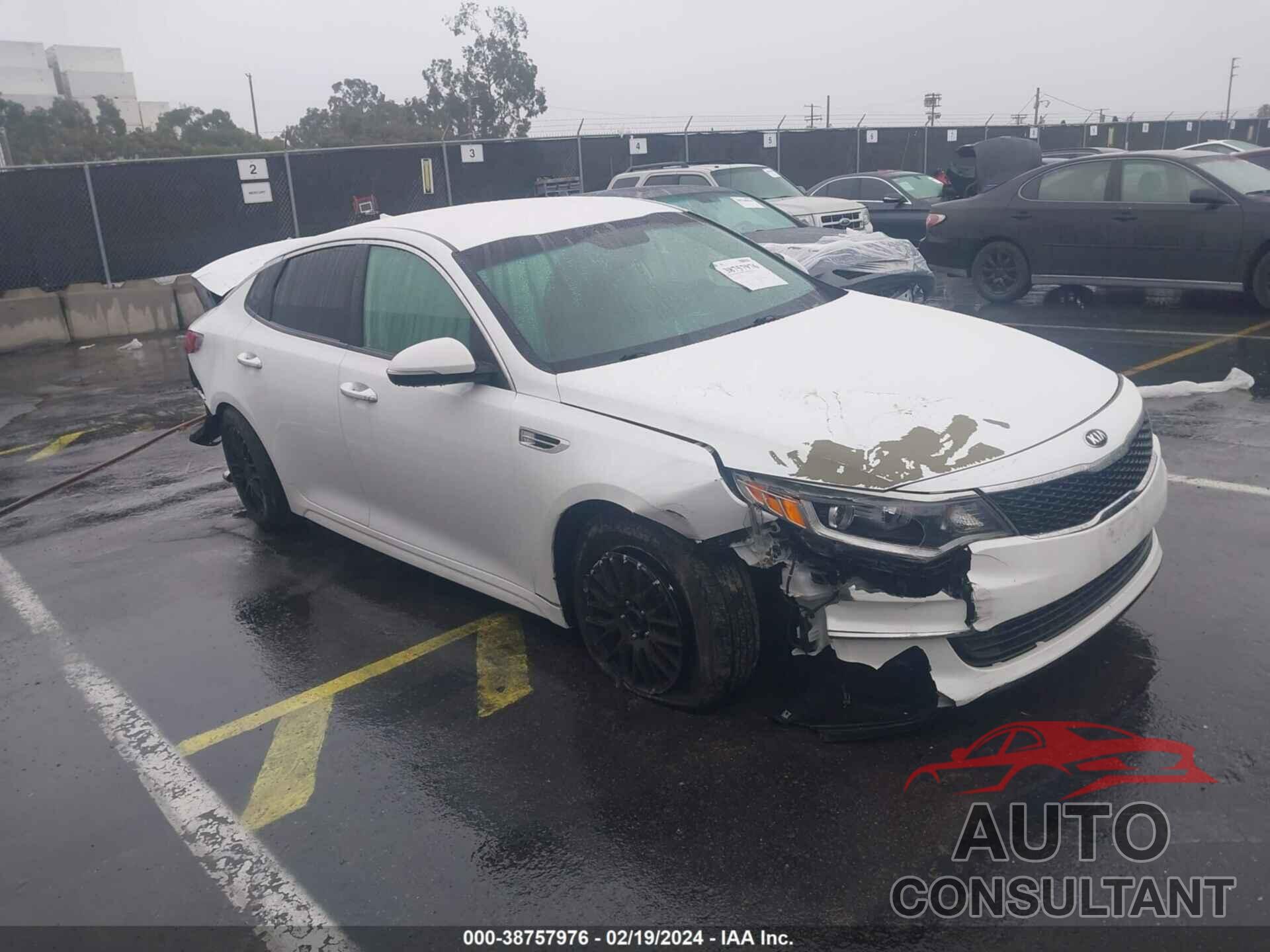 KIA OPTIMA 2016 - 5XXGT4L36GG019129