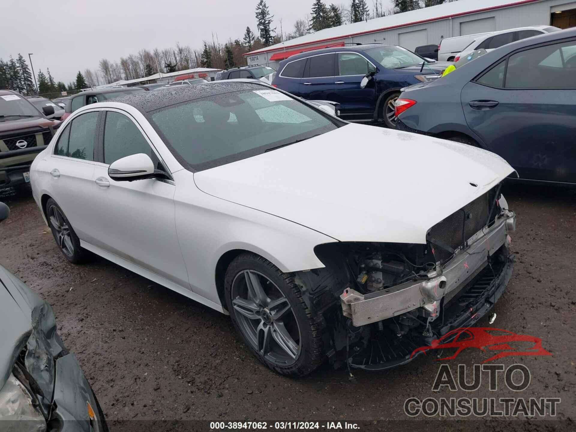 MERCEDES-BENZ E 300 2019 - WDDZF4KB4KA658547