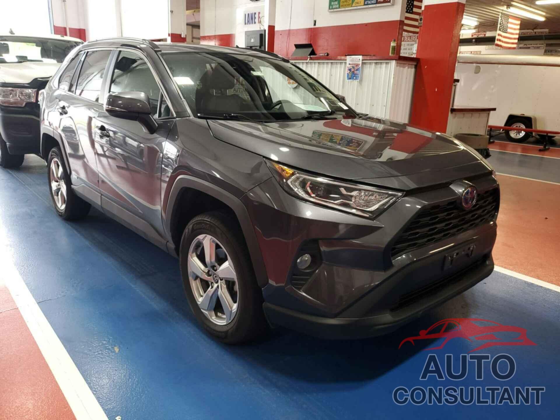 TOYOTA RAV4 2021 - 2T3B6RFV5MW020020