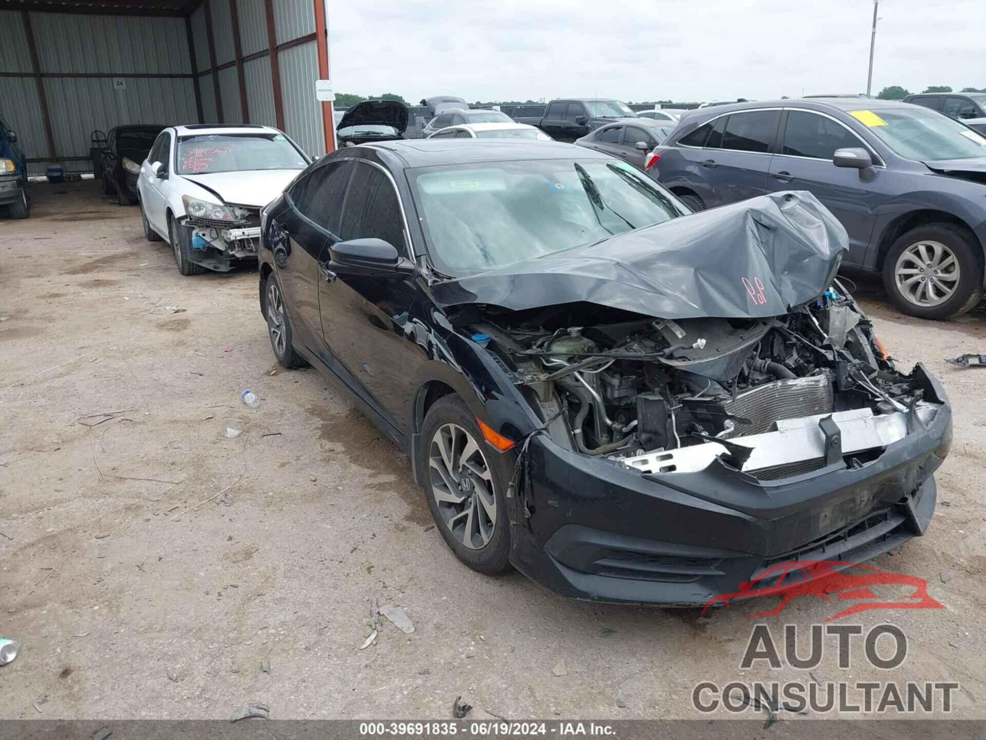 HONDA CIVIC 2018 - 19XFC2F79JE003960