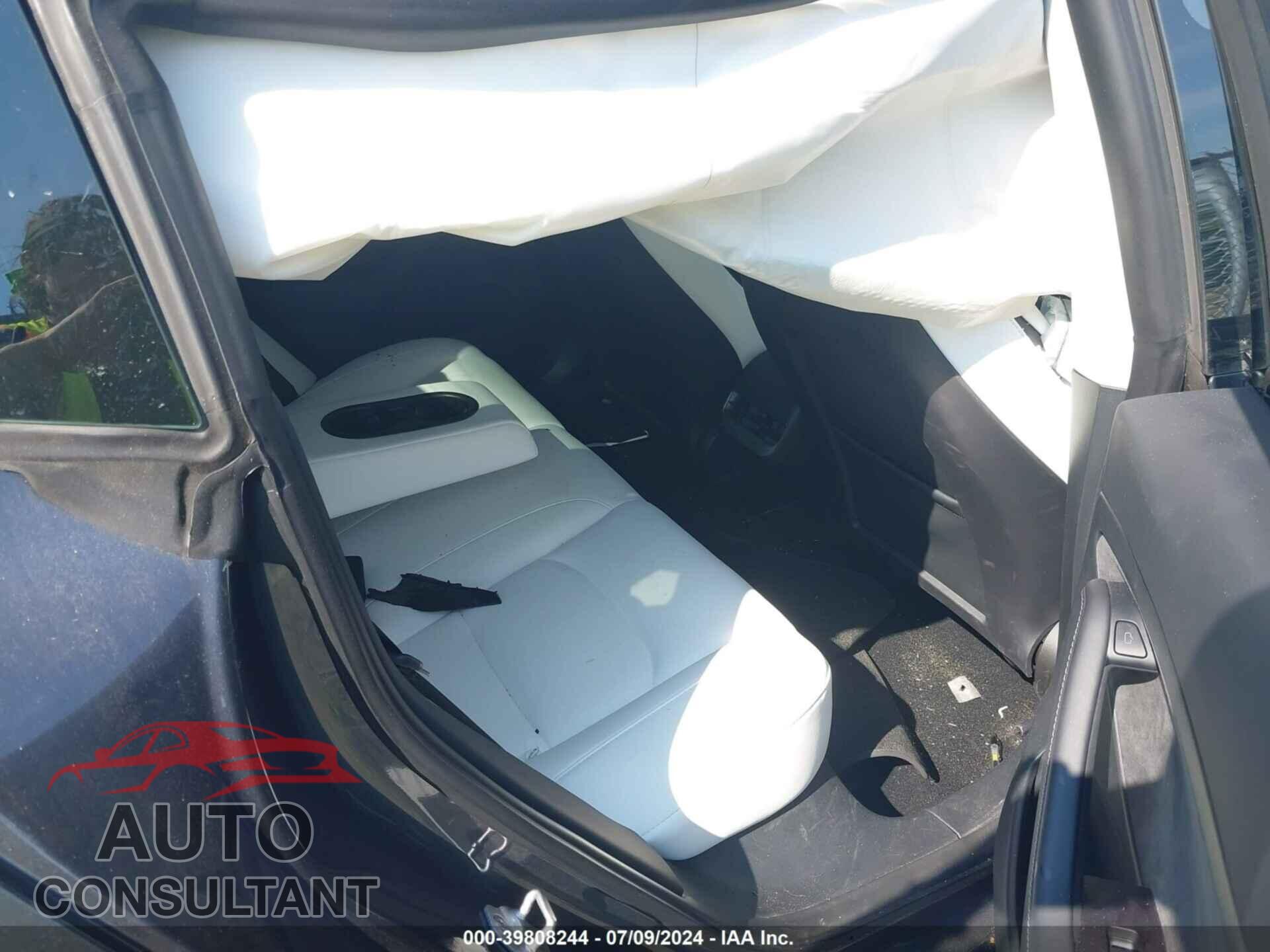 TESLA MODEL 3 2023 - 5YJ3E1EBXPF627752