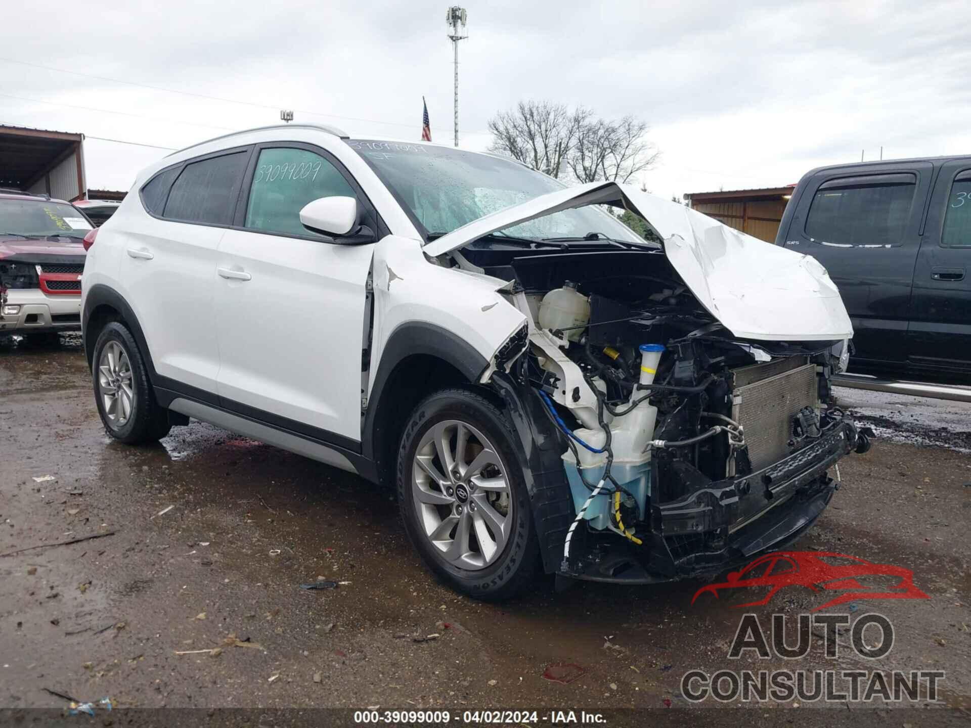 HYUNDAI TUCSON 2018 - KM8J3CA46JU676733