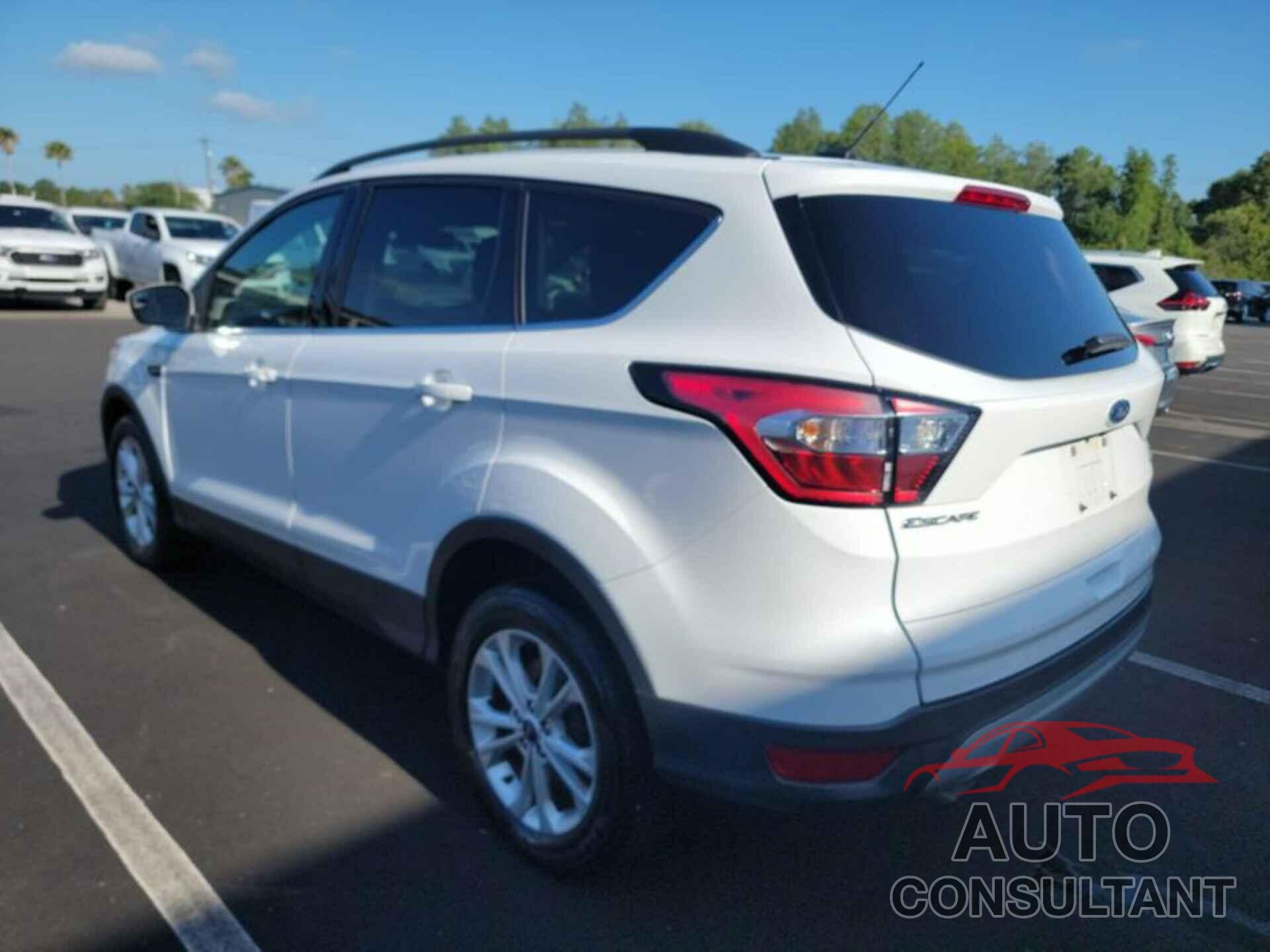 FORD ESCAPE 2018 - 1FMCU0GDXJUB46194