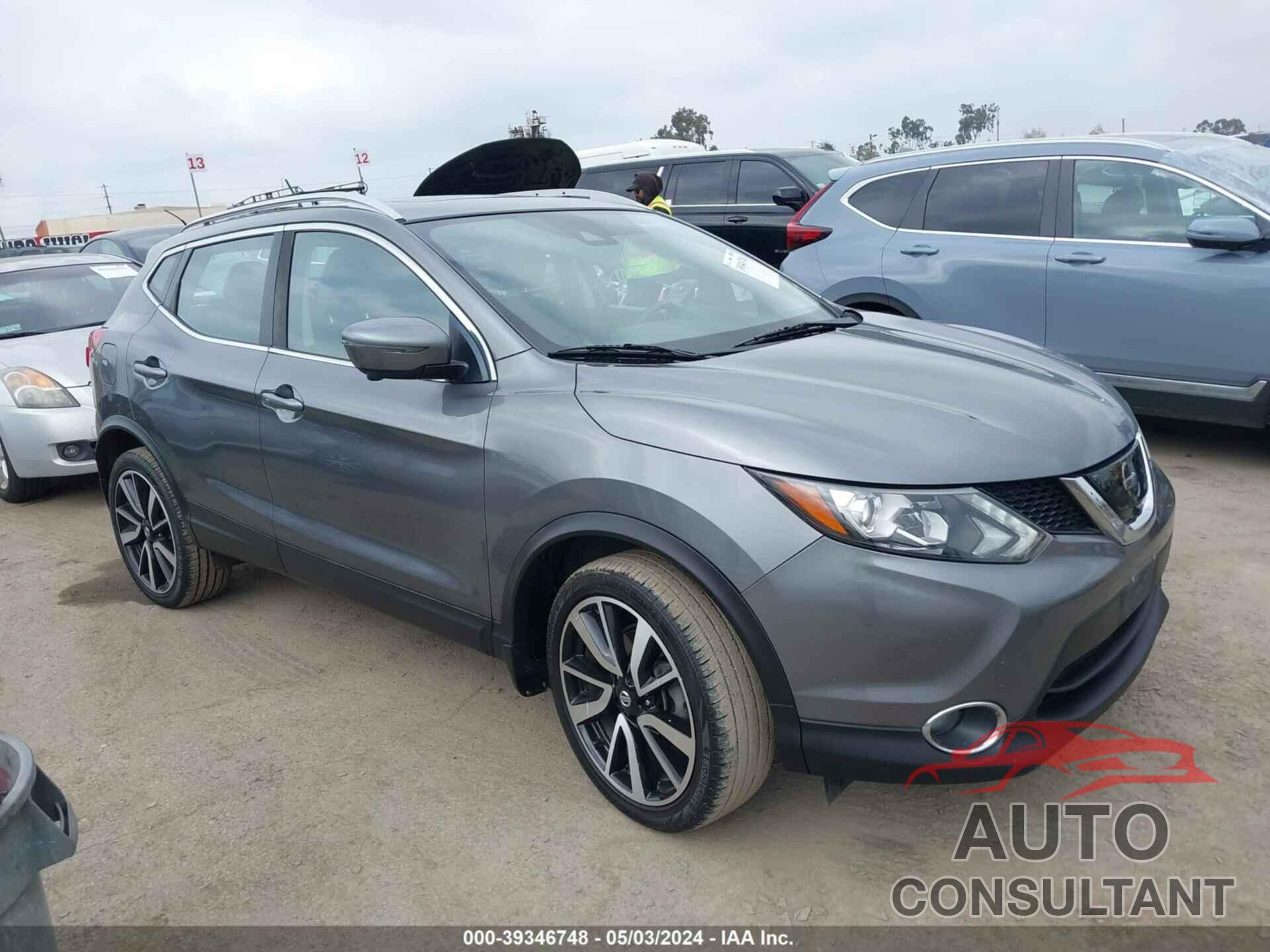 NISSAN ROGUE SPORT 2017 - JN1BJ1CPXHW016450