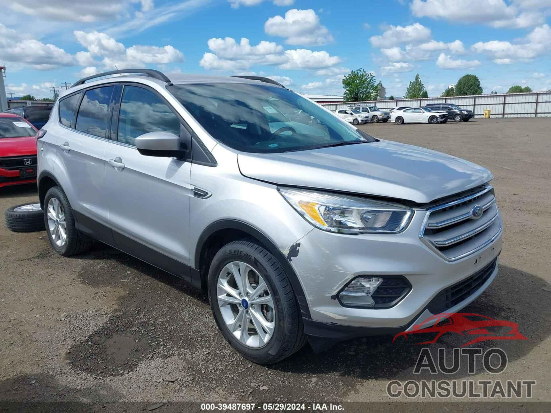 FORD ESCAPE 2018 - 1FMCU9GD9JUA26925