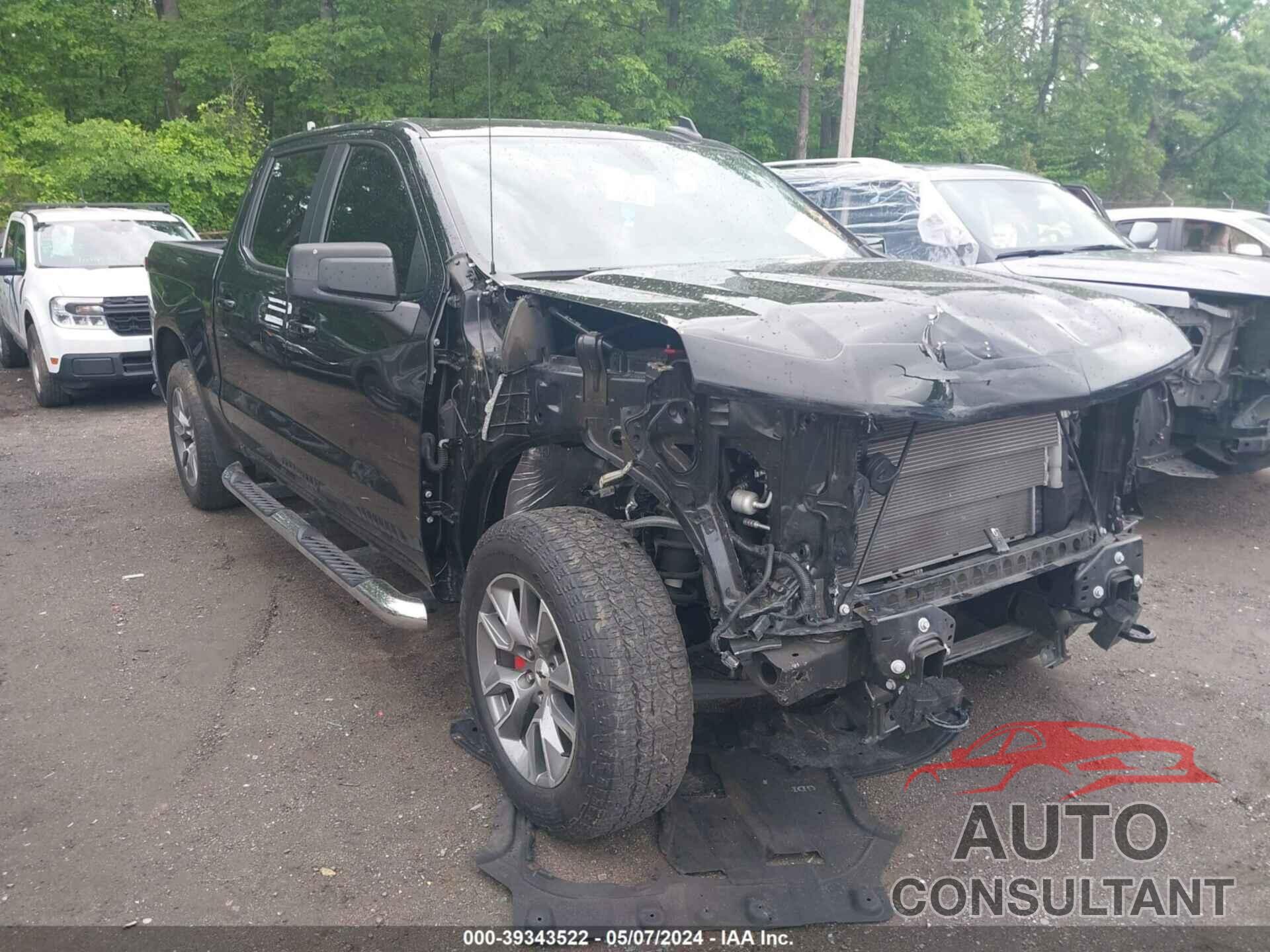 CHEVROLET SILVERADO 1500 2021 - 1GCUYEED2MZ227100