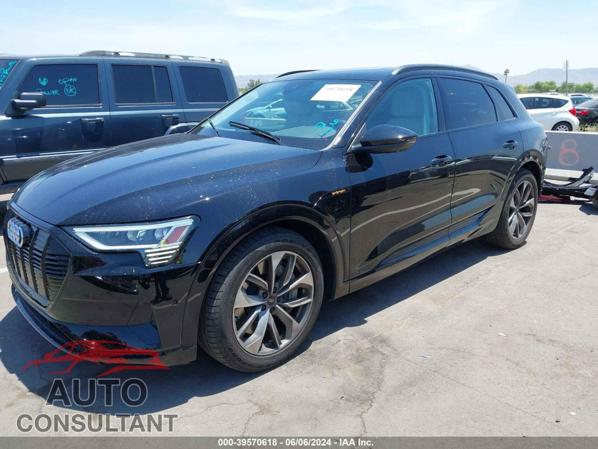 AUDI E-TRON 2021 - WA1LAAGE2MB038884