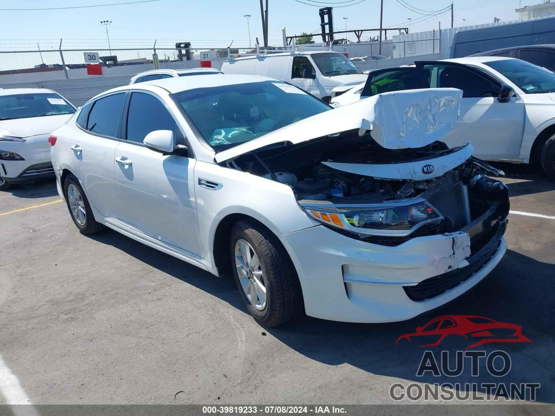 KIA OPTIMA 2018 - 5XXGT4L33JG215598