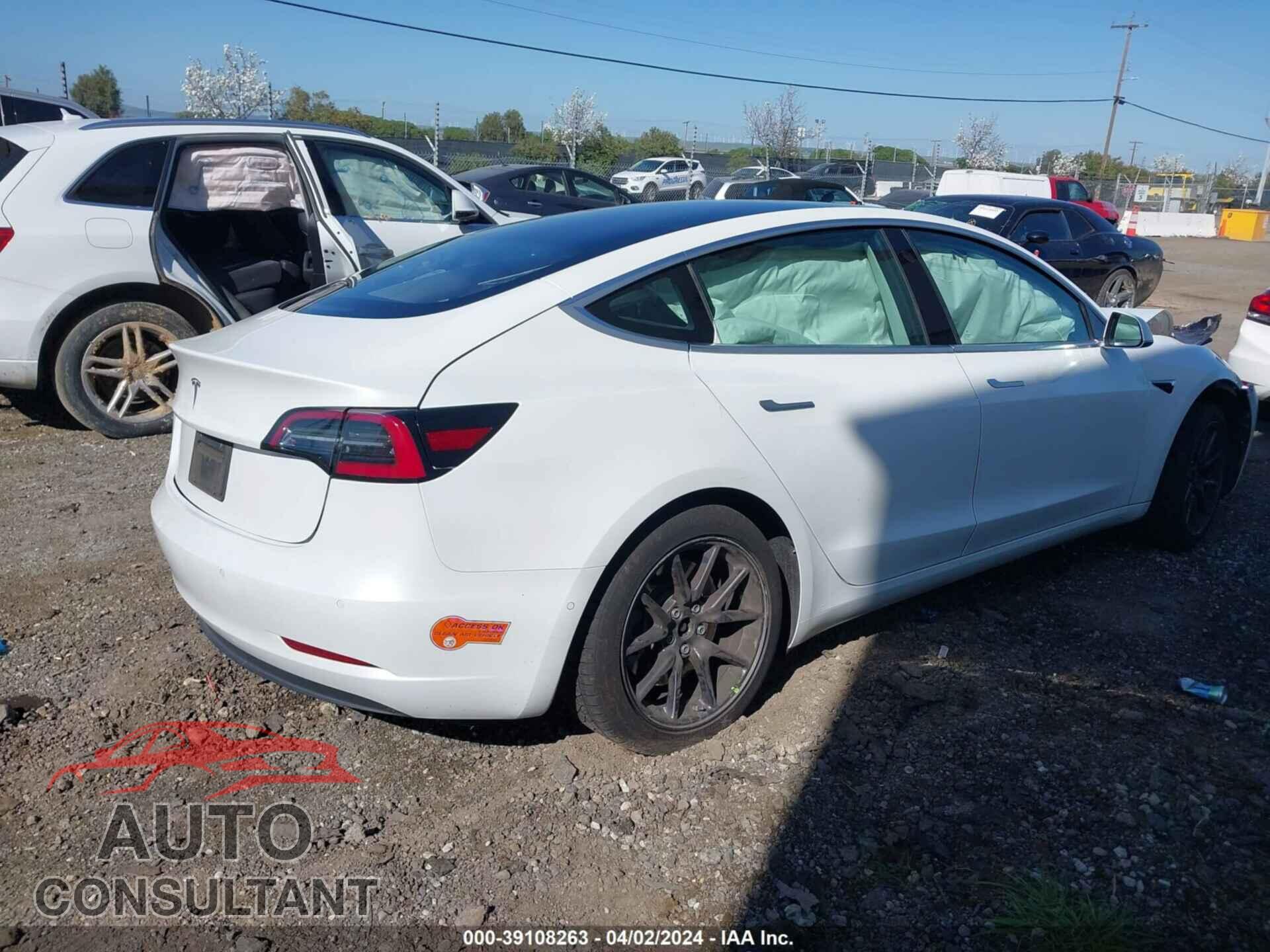 TESLA MODEL 3 2019 - 5YJ3E1EA3KF425125