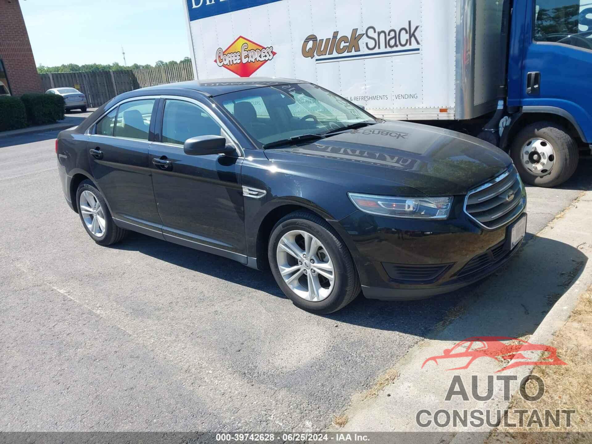 FORD TAURUS 2018 - 1FAHP2D83JG141301