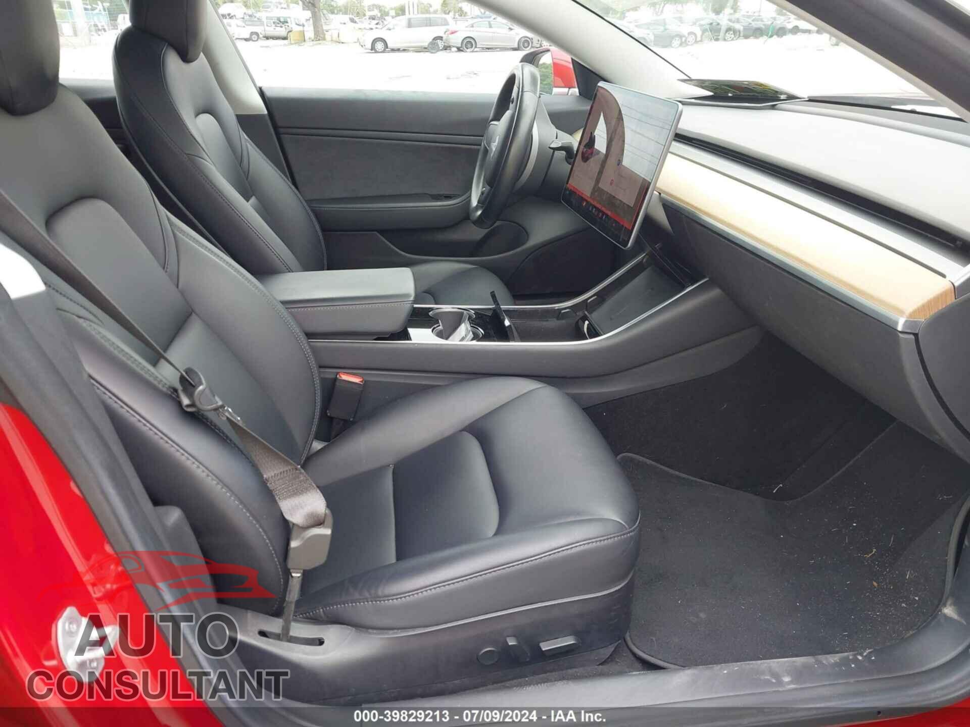 TESLA MODEL 3 2018 - 5YJ3E1EA4JF040848
