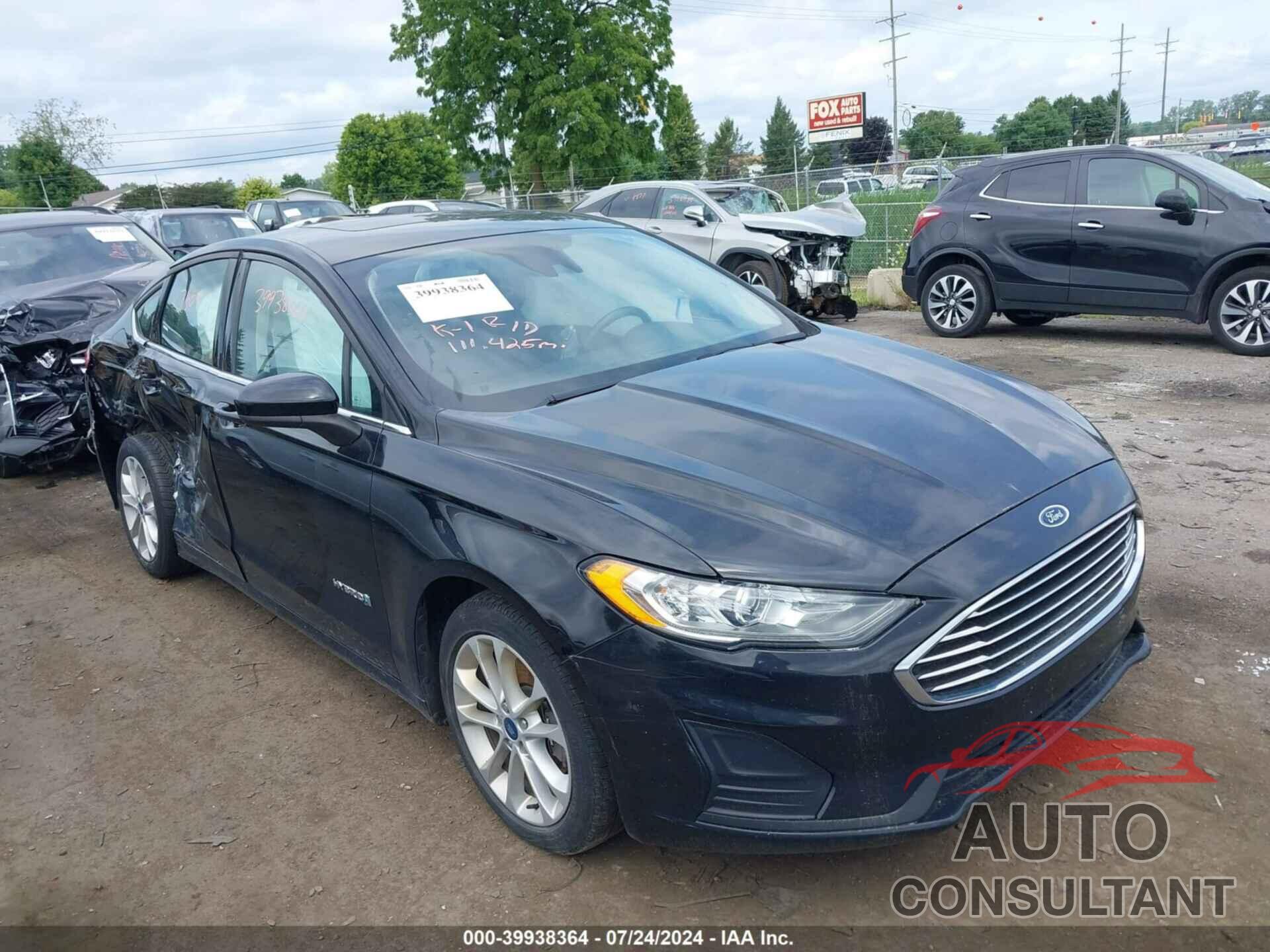 FORD FUSION HYBRID 2019 - 3FA6P0LU3KR147605