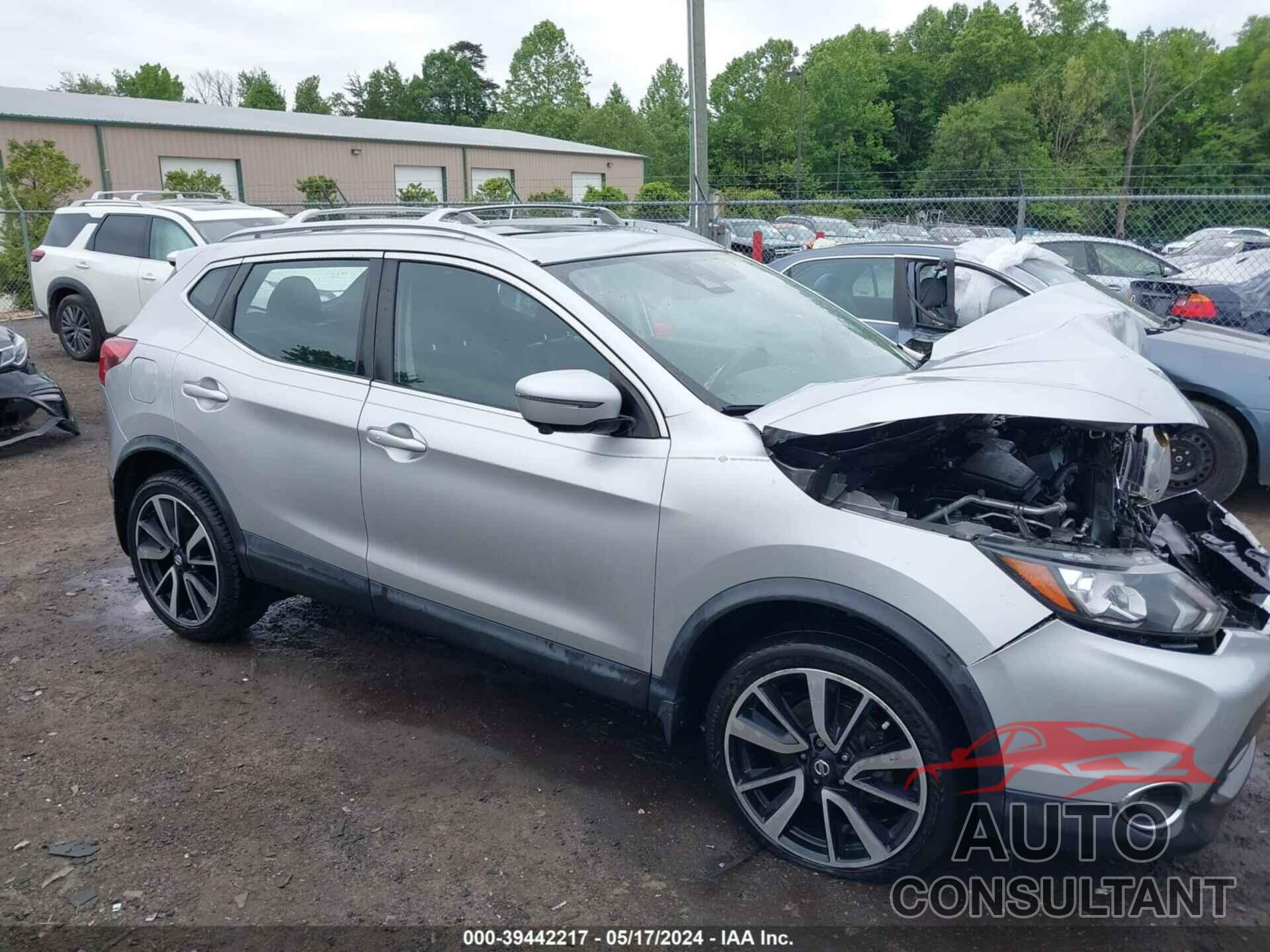 NISSAN ROGUE SPORT 2017 - JN1BJ1CR1HW117300