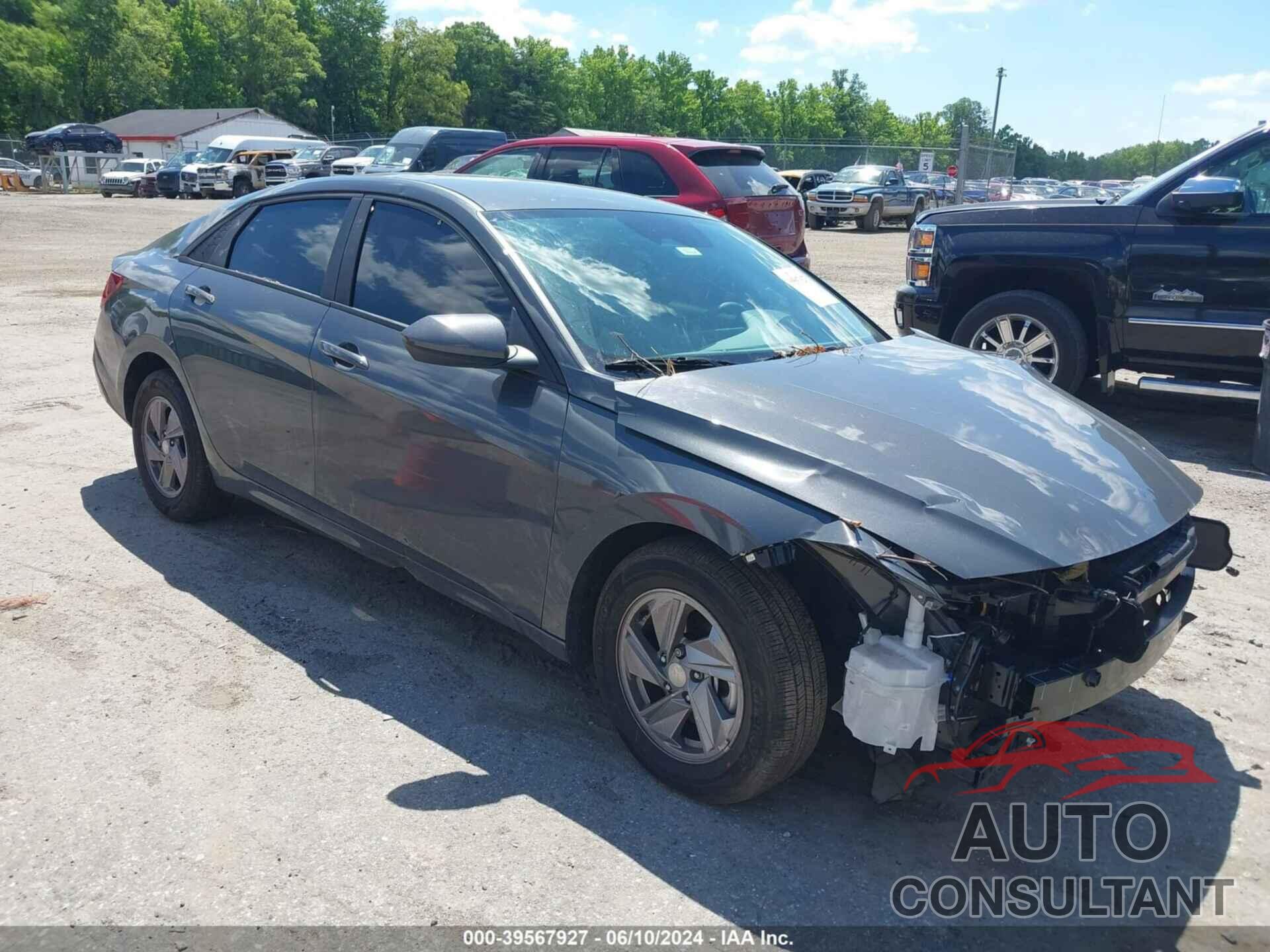 HYUNDAI ELANTRA 2024 - KMHLL4DG8RU651753