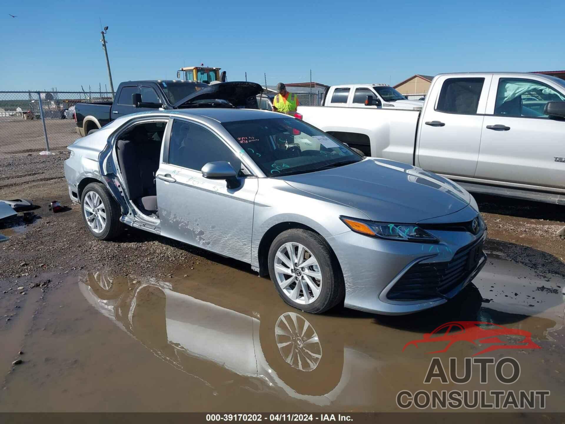 TOYOTA CAMRY 2023 - 4T1C11AK3PU746926