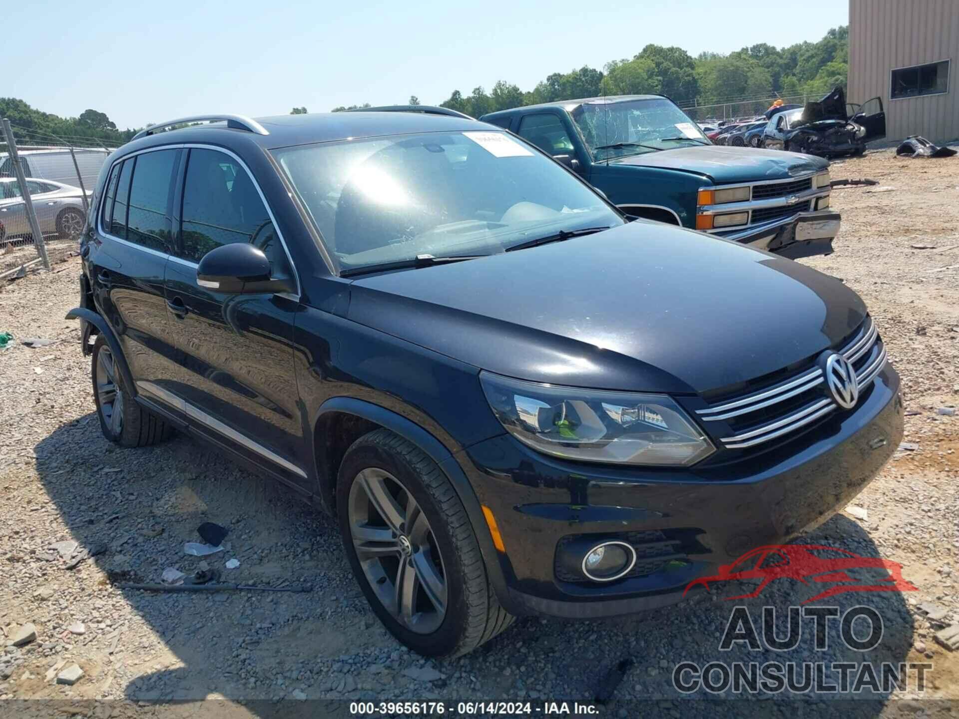 VOLKSWAGEN TIGUAN 2017 - WVGTV7AX0HK021994