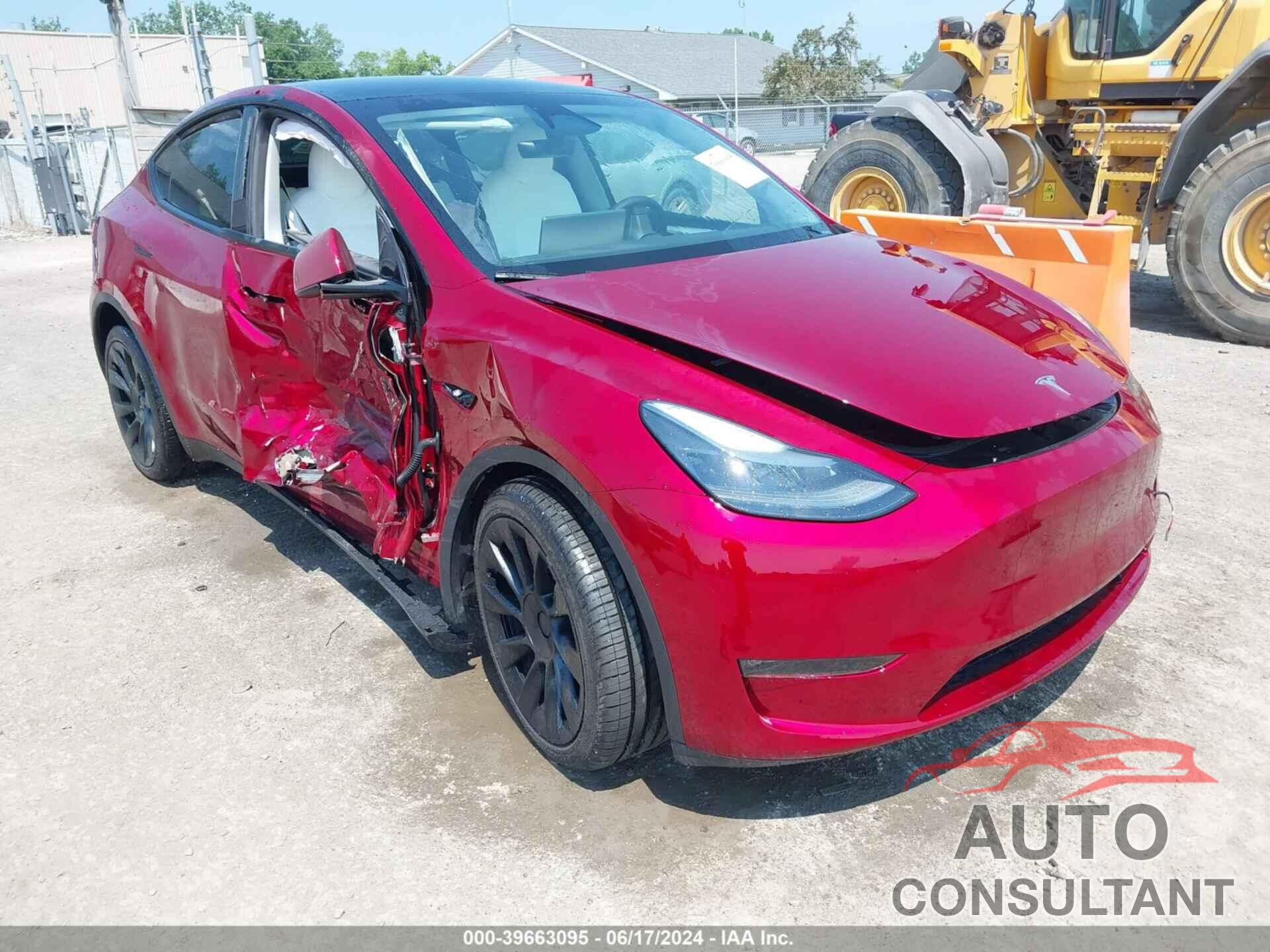 TESLA MODEL Y 2024 - 7SAYGDEE6RA249864