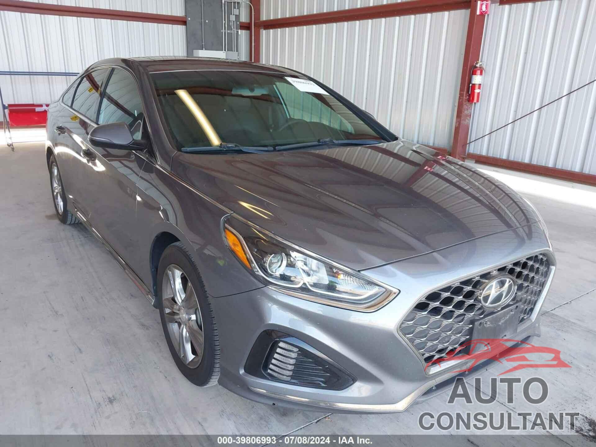 HYUNDAI SONATA 2018 - 5NPE34AF9JH649761