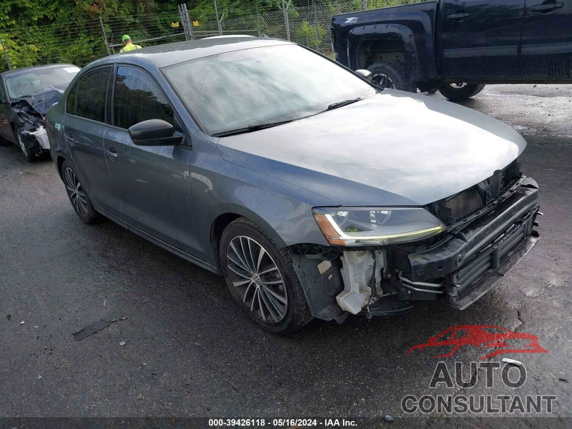 VOLKSWAGEN JETTA 2017 - 3VWD17AJ4HM313086