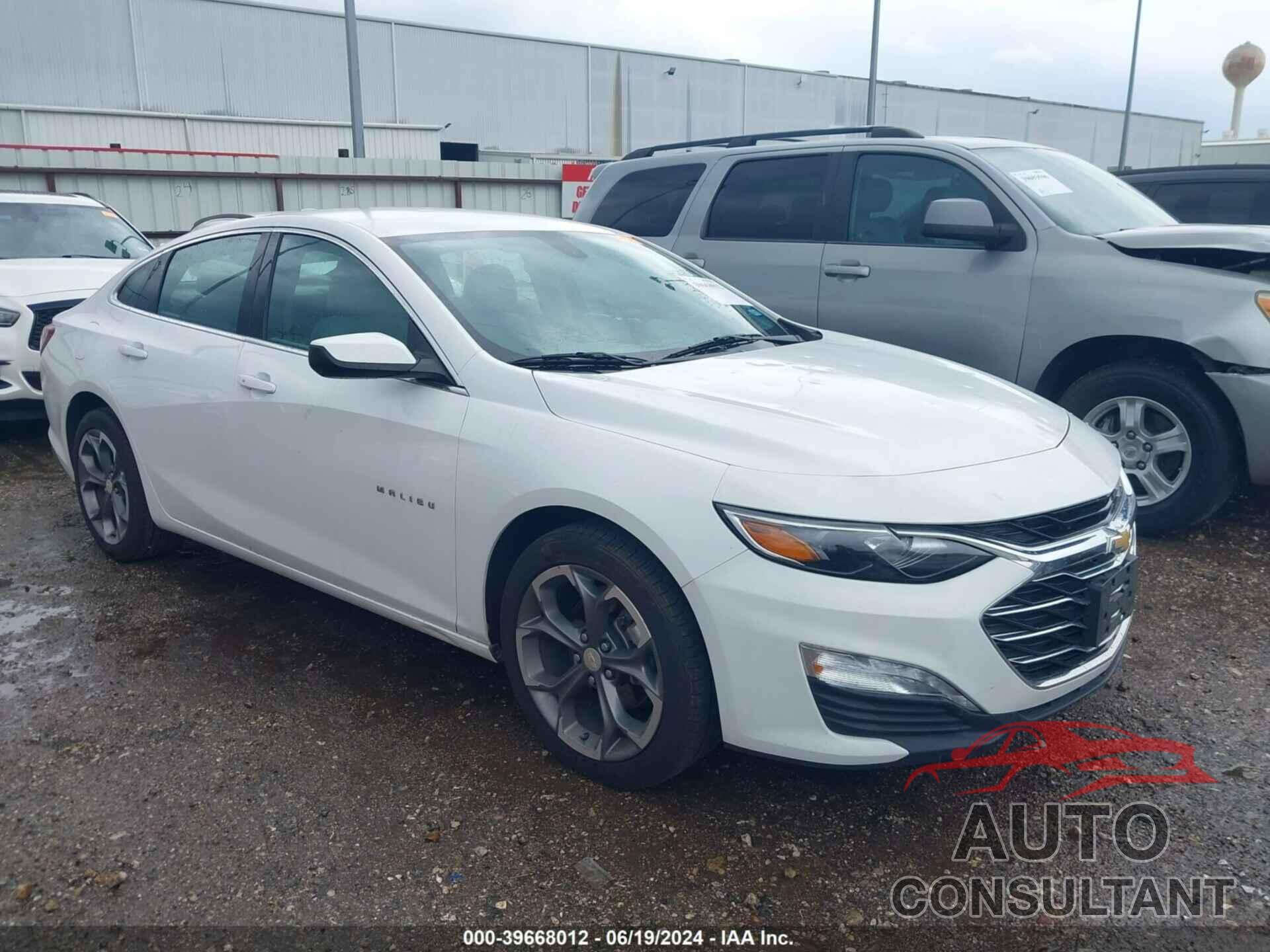 CHEVROLET MALIBU 2022 - 1G1ZD5ST2NF128186