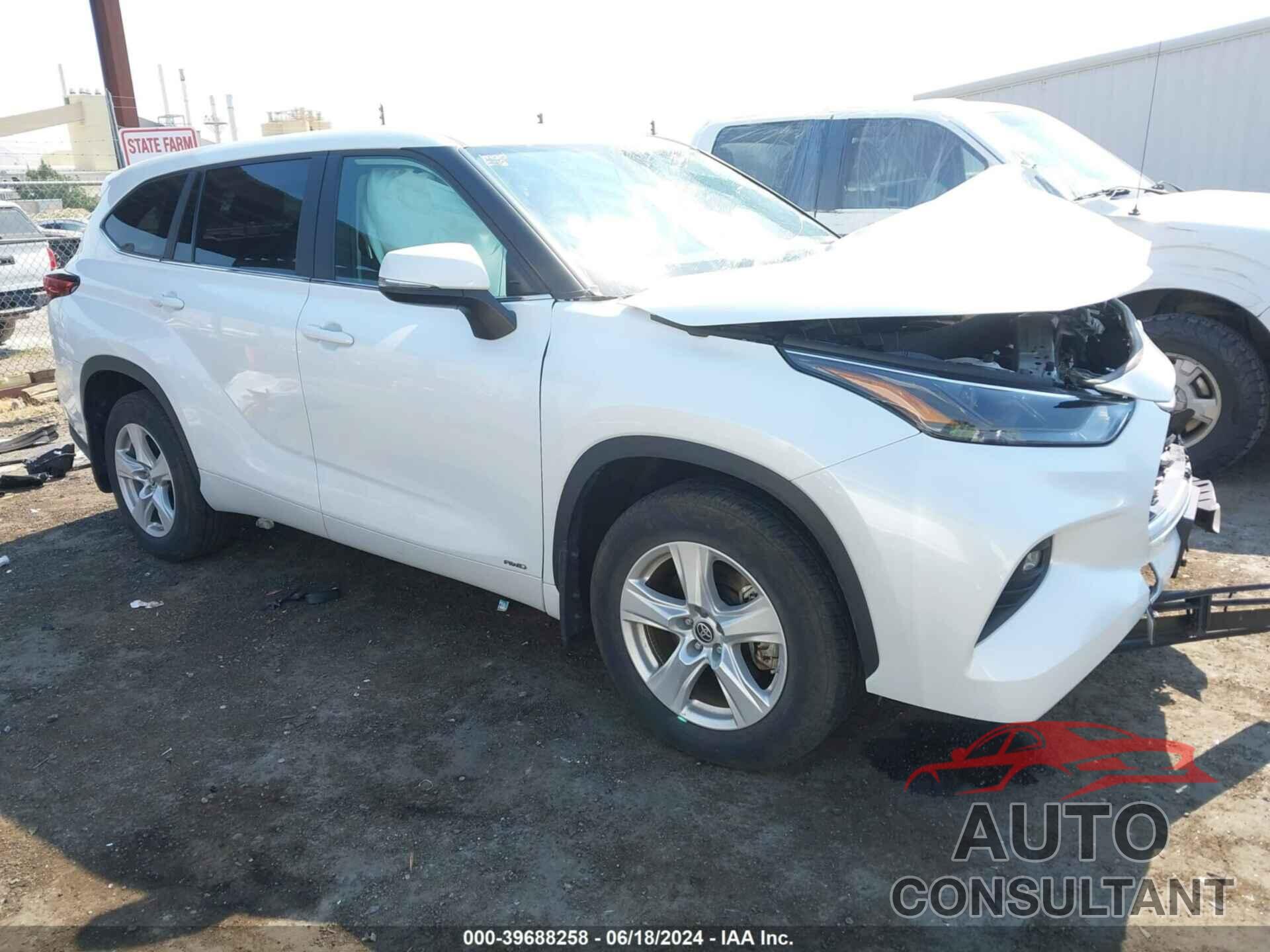 TOYOTA HIGHLANDER 2023 - 5TDBBRCH6PS565837