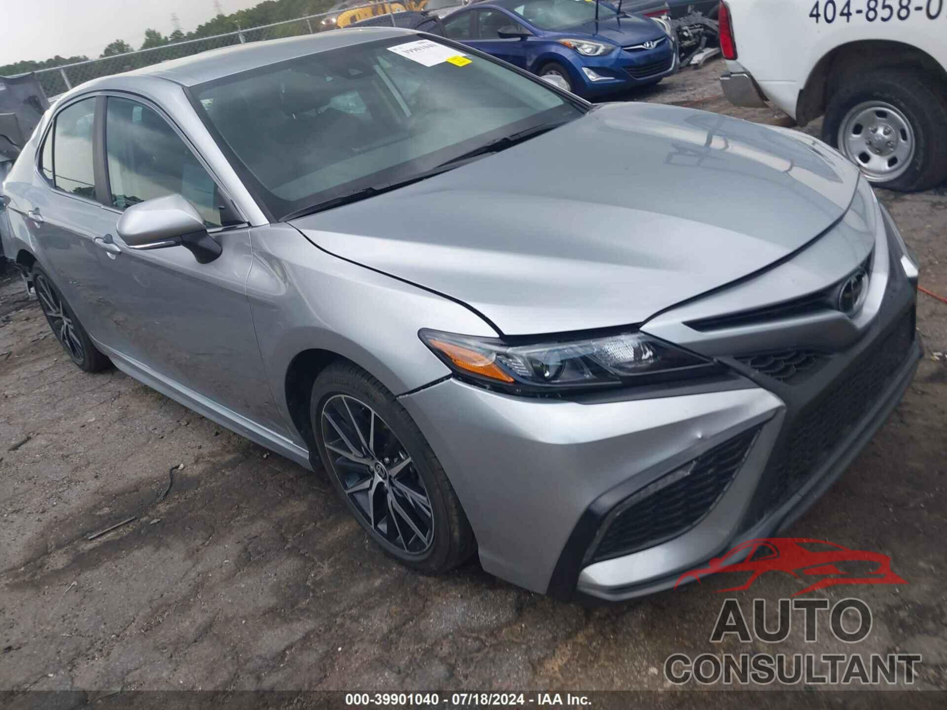 TOYOTA CAMRY 2022 - 4T1G11AK6NU716592