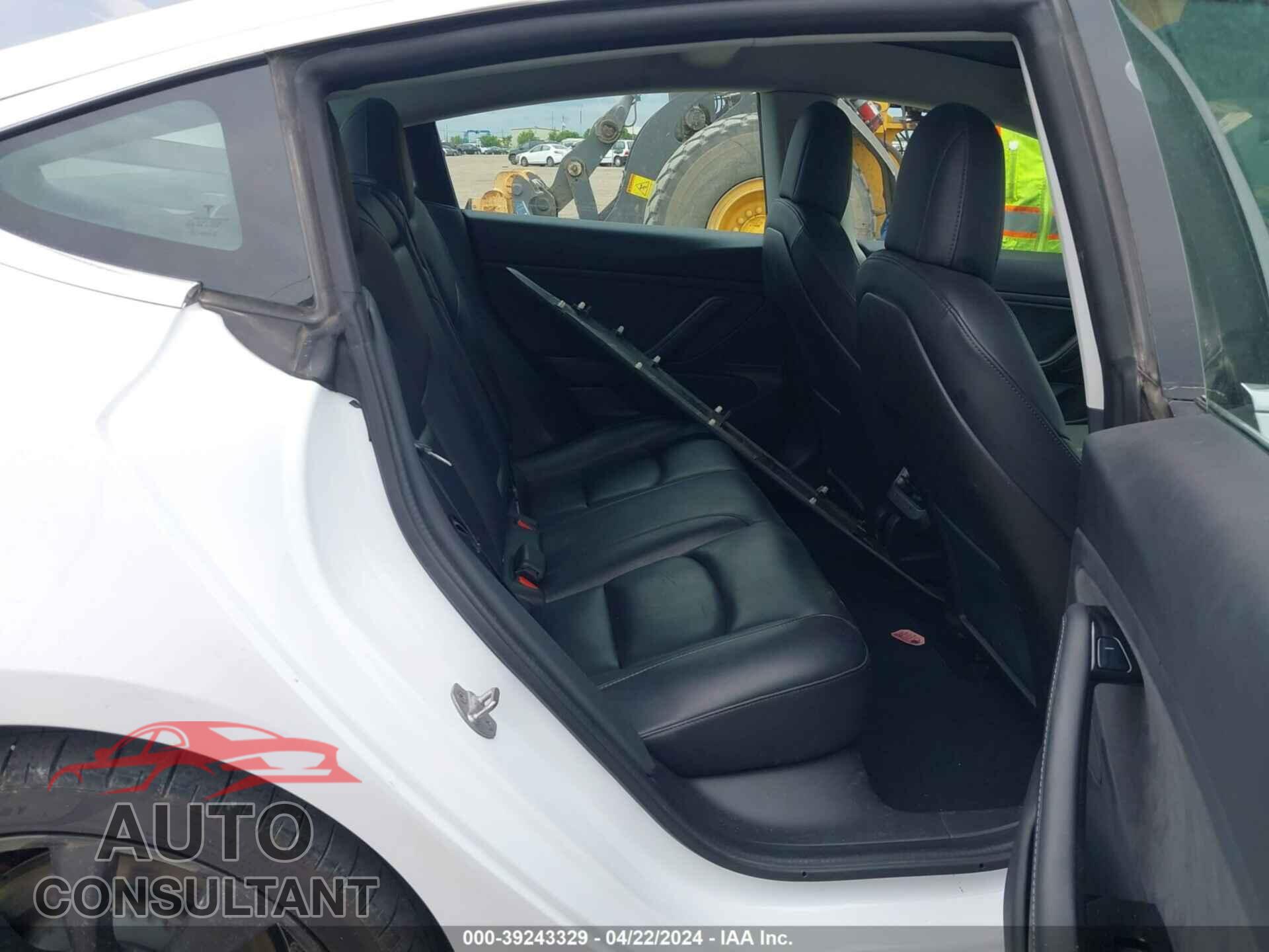 TESLA MODEL 3 2020 - 5YJ3E1EC9LF603185