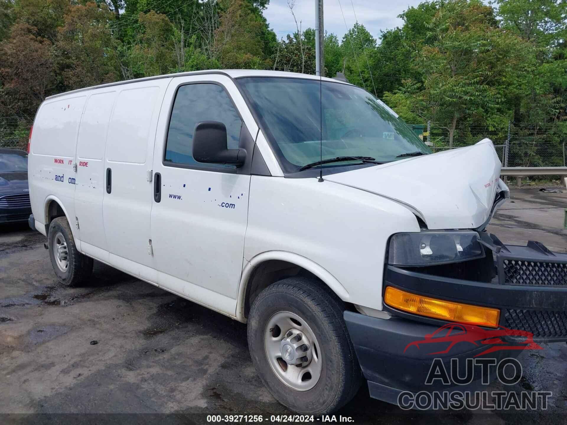 CHEVROLET EXPRESS 2500 2019 - 1GCWGAFG9K1204387