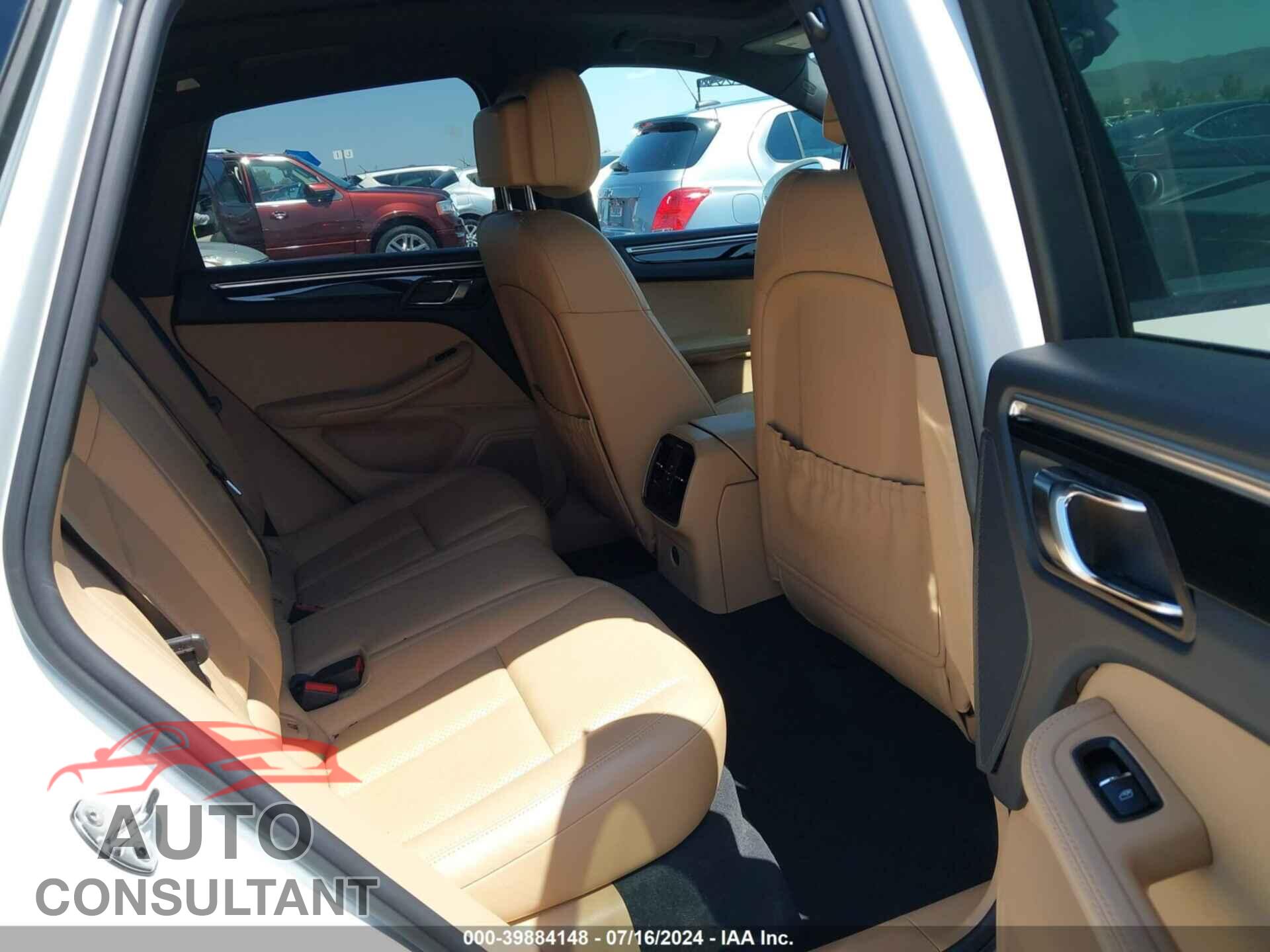 PORSCHE MACAN 2017 - WP1AA2A58HLB03408