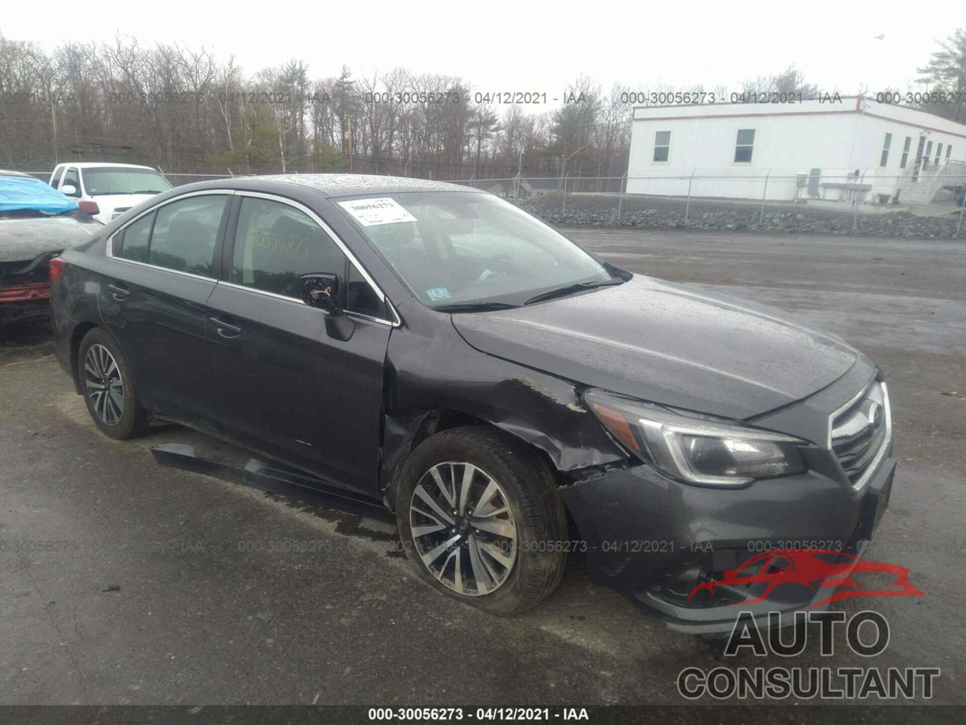 SUBARU LEGACY 2019 - 4S3BNAF62K3024524