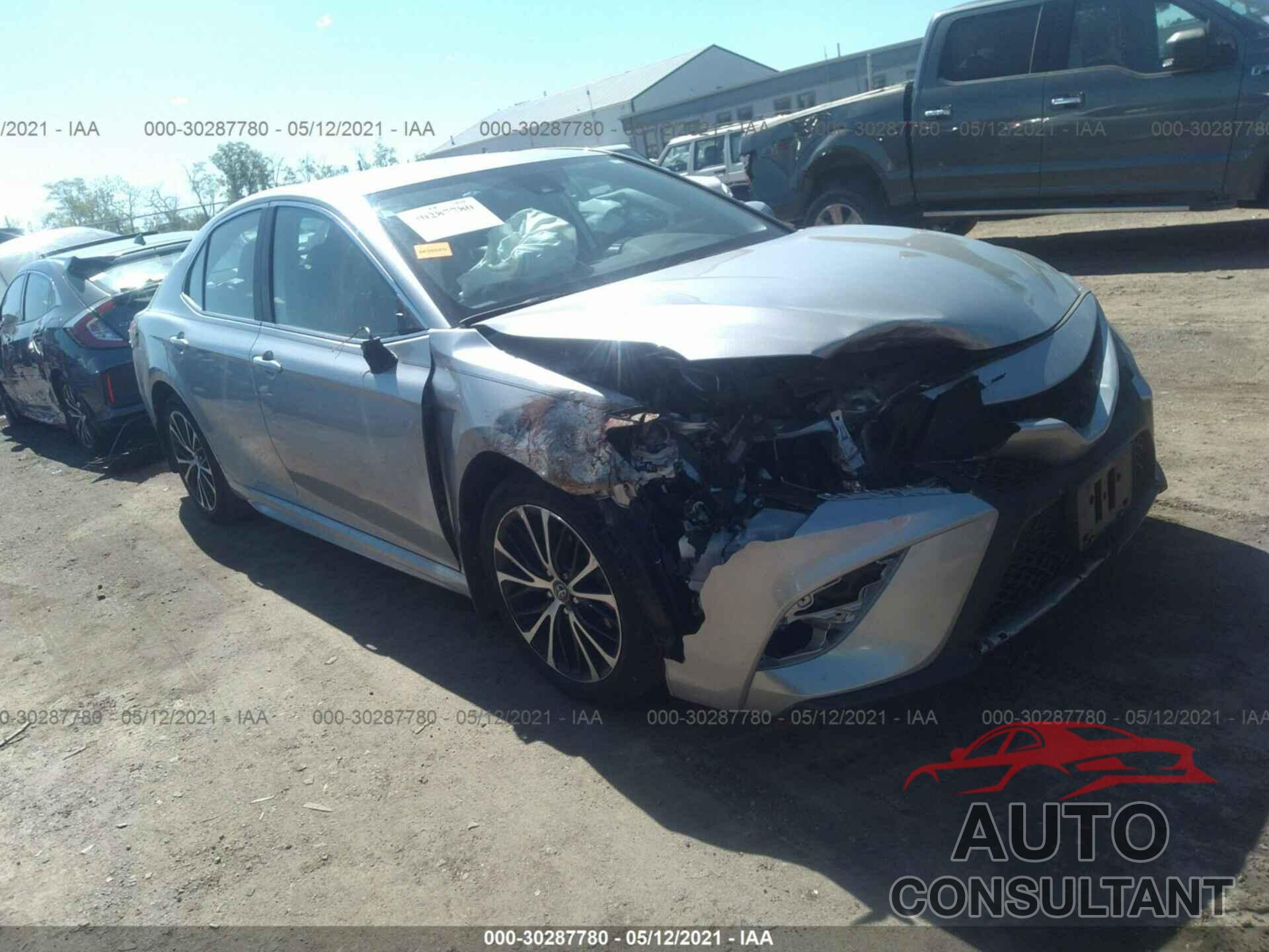 TOYOTA CAMRY 2020 - 4T1G11AK4LU862728